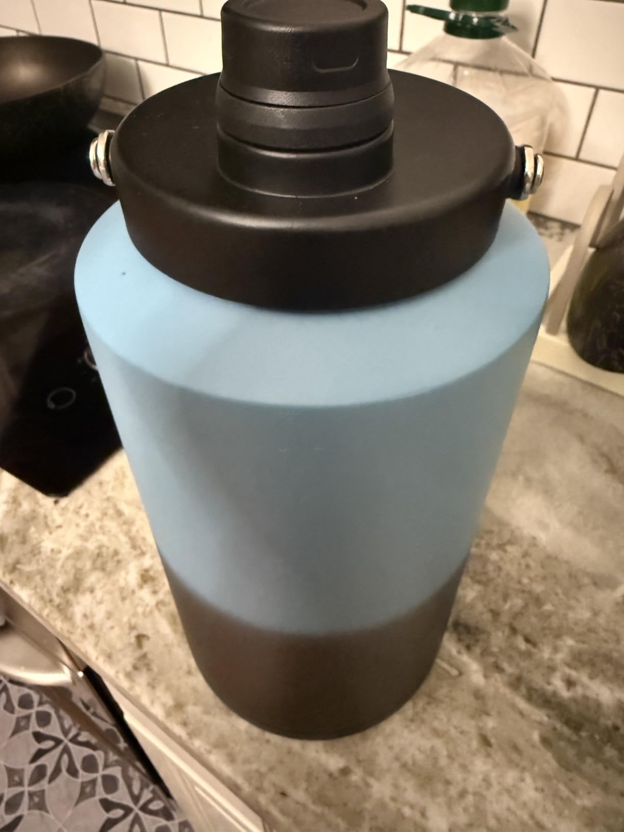 1 Gallon Water Jug Bottle Insulated, 128oz Stainless Steel Water Bottle Wide Mouth Double Vacuum Dishwasher Safe BPA Free for Hot & Cold Drinks Stainless Steels Customer Review 1 Gallon Water Jug Bottle Insulated, 128oz Stainless Steel Water Bottle Wide Mouth Double Vacuum Dishwasher Safe BPA Free for Hot & Cold Drinks Stainless Steels - Customer Photo 4