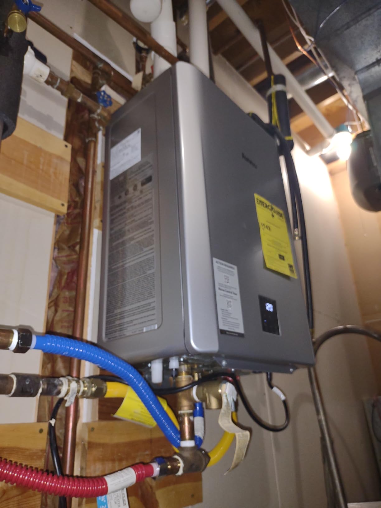 NEW Rinnai RX199iN Condensing Smart Sense Natural Gas or Propane Tankless Water Heater, Indoor or Outdoor Water Heater, Up to 11.1 GPM, 199,000 BTU Customer Review NEW Rinnai RX199iN Condensing Smart Sense Natural Gas or Propane Tankless Water Heater, Indoor or Outdoor Water Heater, Up to 11.1 GPM, 199,000 BTU - Customer Photo 2