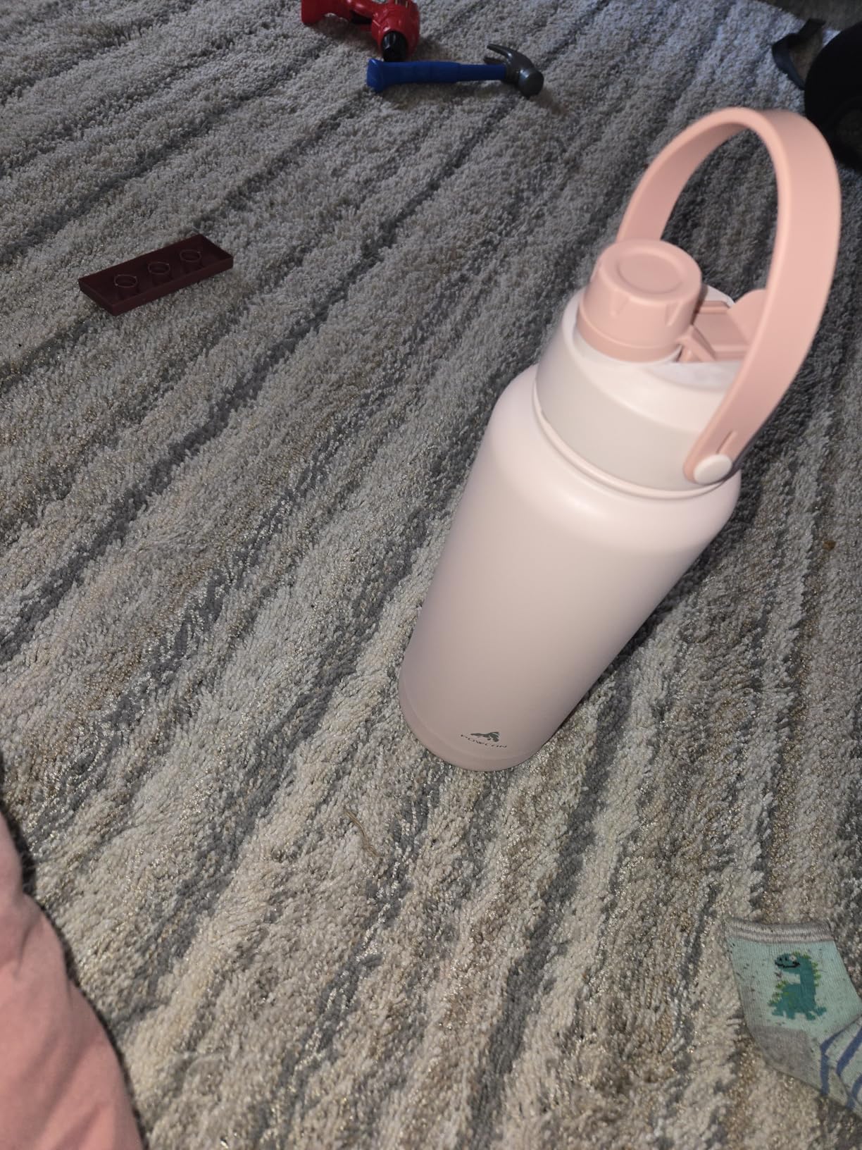 40 oz Insulated Water Bottle with 2-in-1 Straw and Spout Lid, Keep Cold 24H, Leak-Proof, BPA-Free, Double Wall Stainless Steel Water Bottle for Sports, Gym, Travel, and School (Cotton Candy) Customer Review 40 oz Insulated Water Bottle with 2-in-1 Straw and Spout Lid, Keep Cold 24H, Leak-Proof, BPA-Free, Double Wall Stainless Steel Water Bottle for Sports, Gym, Travel, and School (Cotton Candy) - Customer Photo 3