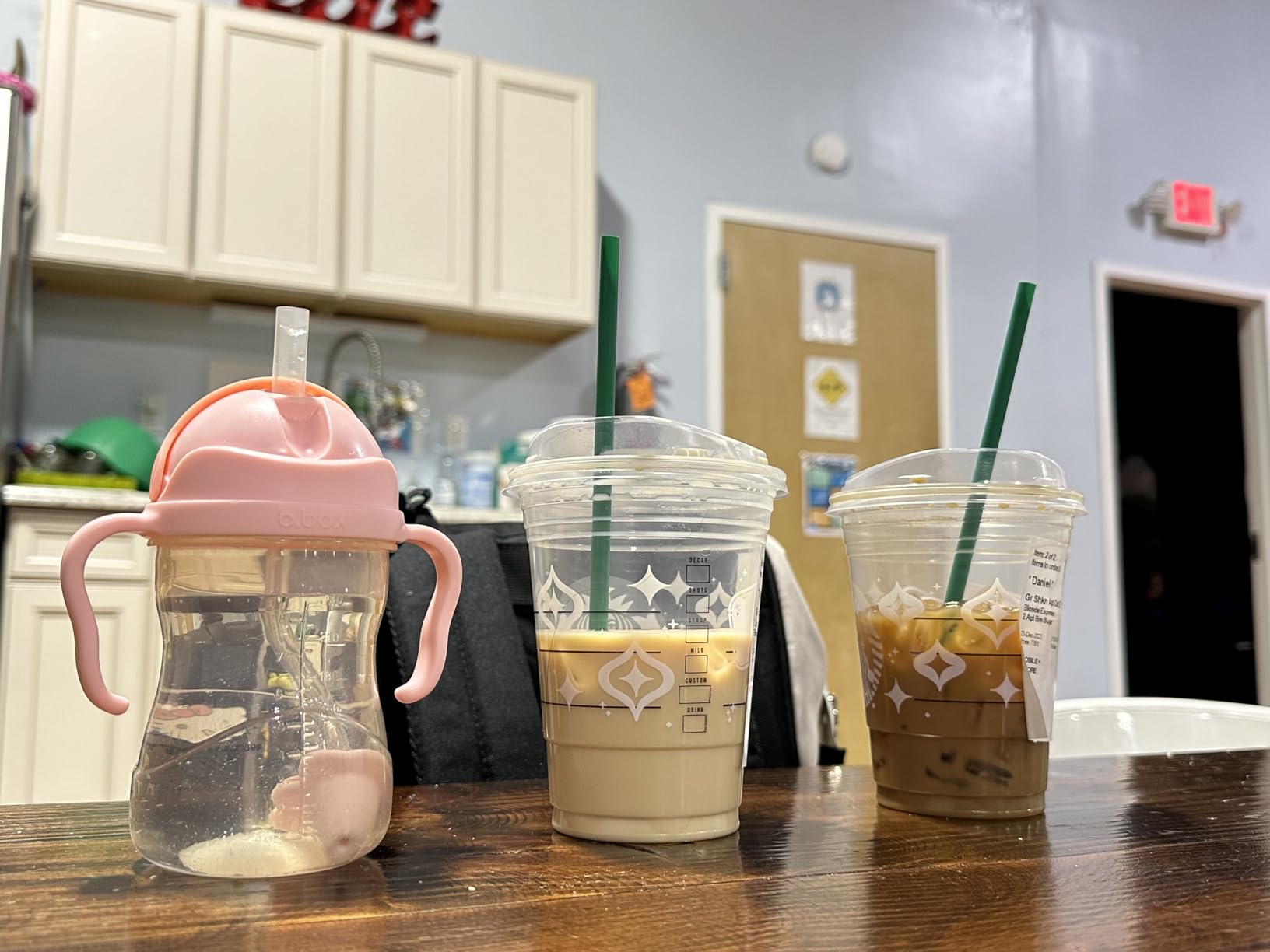 b.box Sippy Cup with Weighted Straw (2-pack). Drink from any Angle, Leak Proof, Spill Proof, Easy Grip. BPA Free, Dishwasher Safe. For Babies 6m+ to Toddlers (tutti frutti + boysenberry, 8oz) Customer Review b.box Sippy Cup with Weighted Straw (2-pack). Drink from any Angle, Leak Proof, Spill Proof, Easy Grip. BPA Free, Dishwasher Safe. For Babies 6m+ to Toddlers (tutti frutti + boysenberry, 8oz) - Customer Photo 1