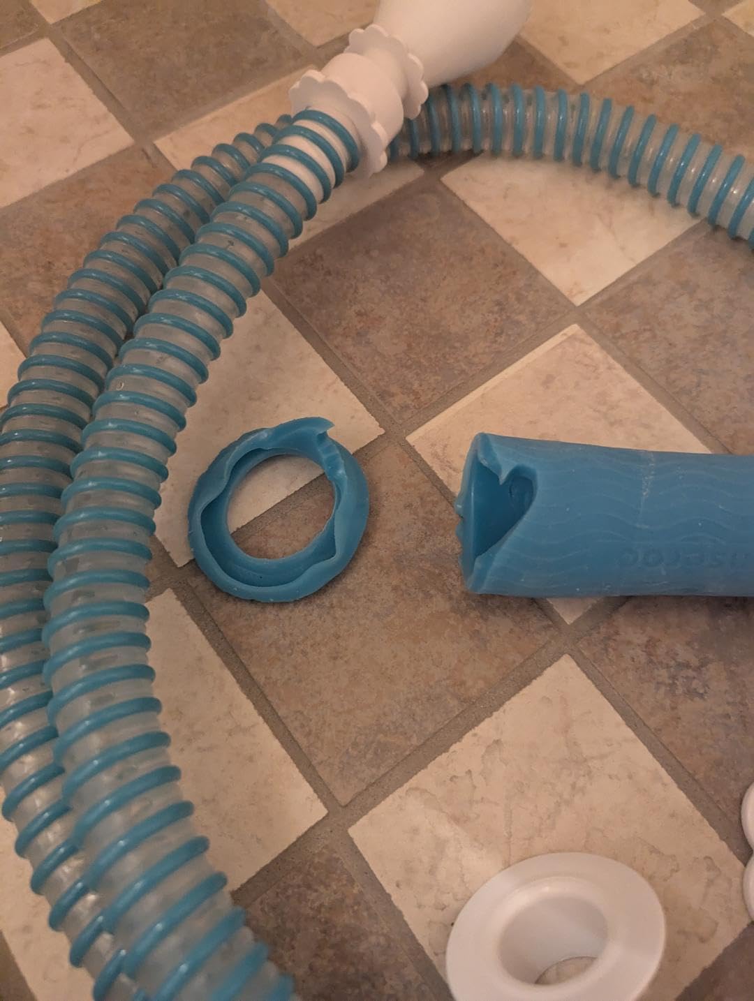 Rinseroo: Slip-On Tub Hose – As Seen on Shark Tank – 5ft Flex Bathtub Faucet Sprayer – Easy Rinse for Pets, Hair & Cleaning – No Installation Needed – Fits Faucets Up to 3