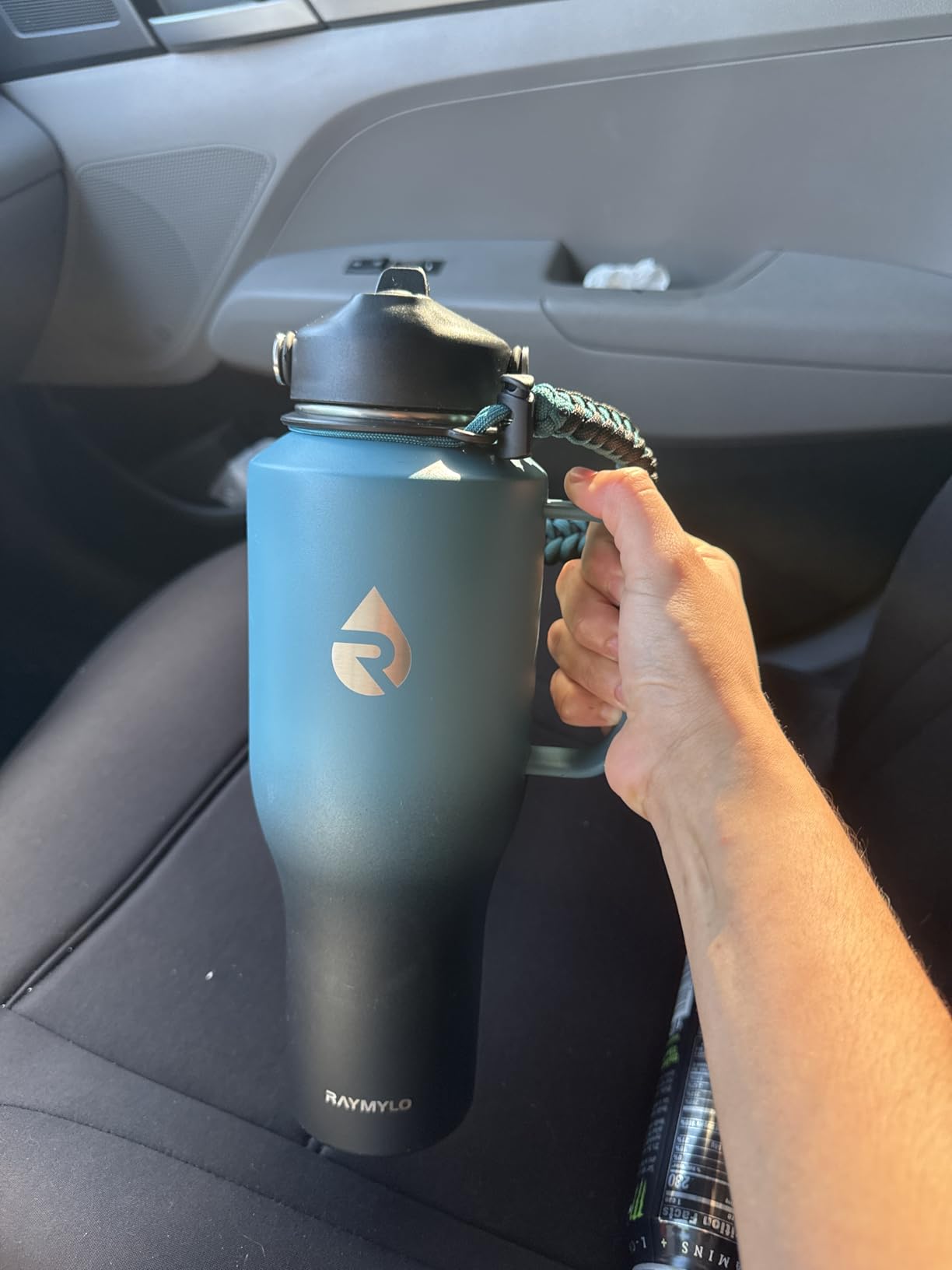 40 oz Insulated Water Bottle with Straw fit in Car Cup Holder, Triple Wall Vacuum Stainless Steel(Cold 48 hrs, Hot 24 hrs), Leakproof & Non-BPA, Hydro Travel Flask with Straw and Spout Lid - Customer Photo 1