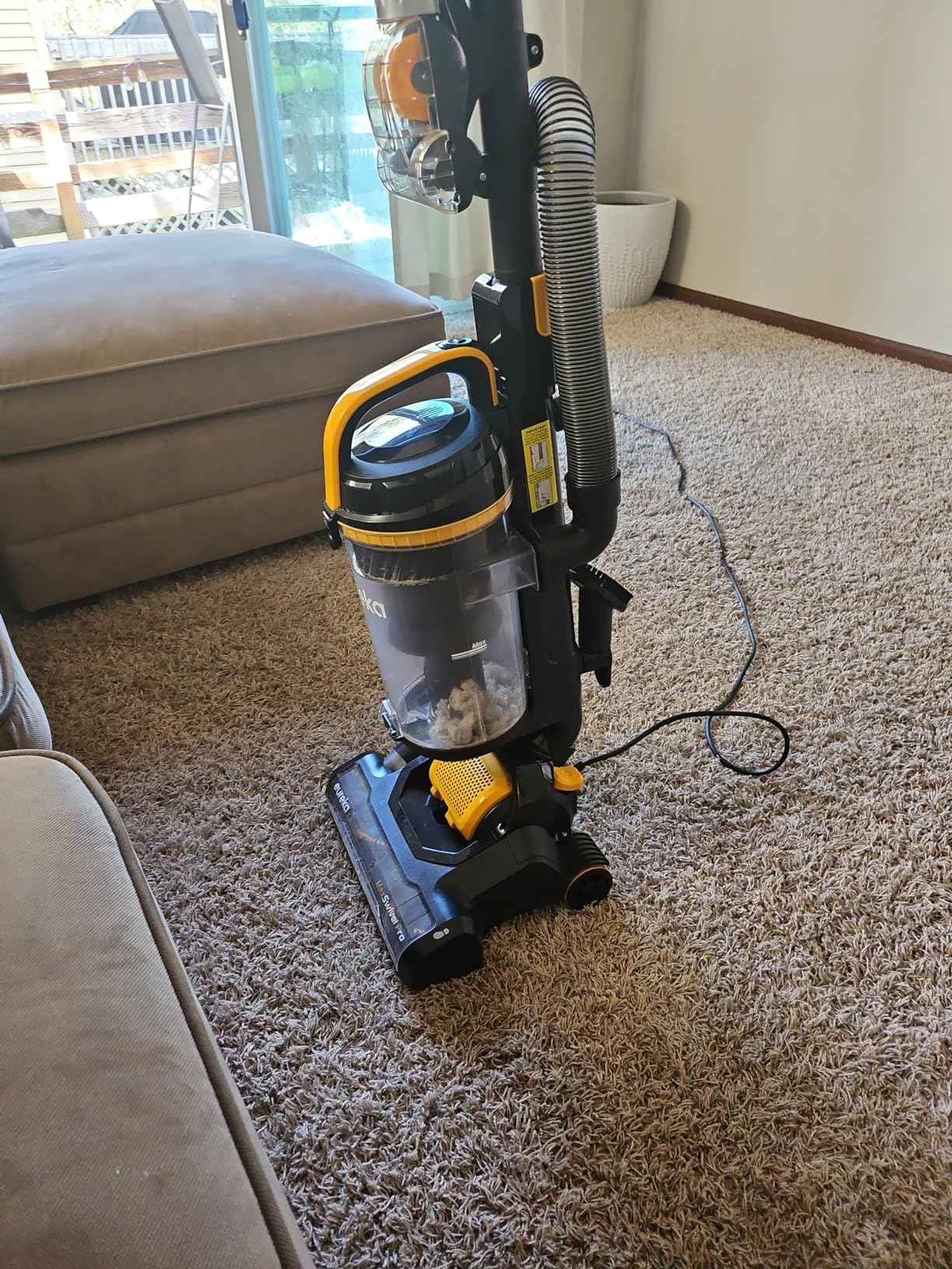 Eureka Pet Upright Vacuum Cleaner for Carpet and Hard Floor, Powerful Bagless Vacuum Cleaner for Home with HEPA Filter and Pet Tool, OmniVerse NEU801BL with QuickShift Technology, Blue Customer Review Eureka Pet Upright Vacuum Cleaner for Carpet and Hard Floor, Powerful Bagless Vacuum Cleaner for Home with HEPA Filter and Pet Tool, OmniVerse NEU801BL with QuickShift Technology, Blue - Customer Photo 2