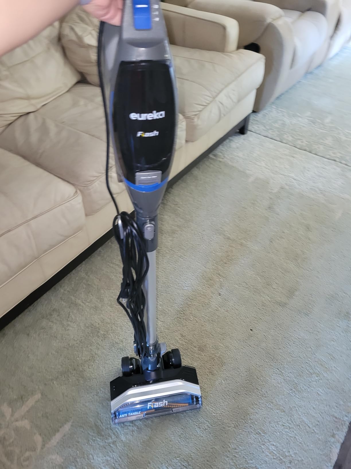 Eureka Corded Stick Vacuum Cleaner for Home Pet Hair, Lightweight Vacuum Cleaner with Powerful Suction for Carpet Tile and Hard Floor, Blue, NES520BL 2-in-1 Flash Handheld Vac Customer Review Eureka Corded Stick Vacuum Cleaner for Home Pet Hair, Lightweight Vacuum Cleaner with Powerful Suction for Carpet Tile and Hard Floor, Blue, NES520BL 2-in-1 Flash Handheld Vac - Customer Photo 1