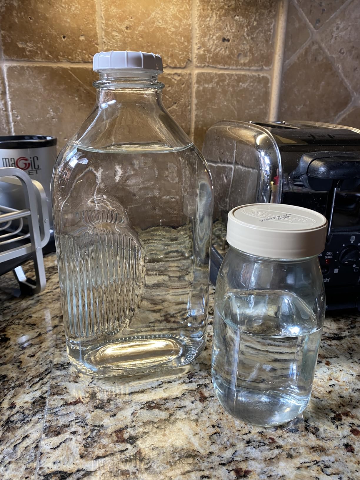 VIVOHOME Water Distiller Countertop 1.6 Gallon/6L 900W Distilled Water Machine with Smart Switch Purifier Filter for Home Office, White Customer Review VIVOHOME Water Distiller Countertop 1.6 Gallon/6L 900W Distilled Water Machine with Smart Switch Purifier Filter for Home Office, White - Customer Photo 3