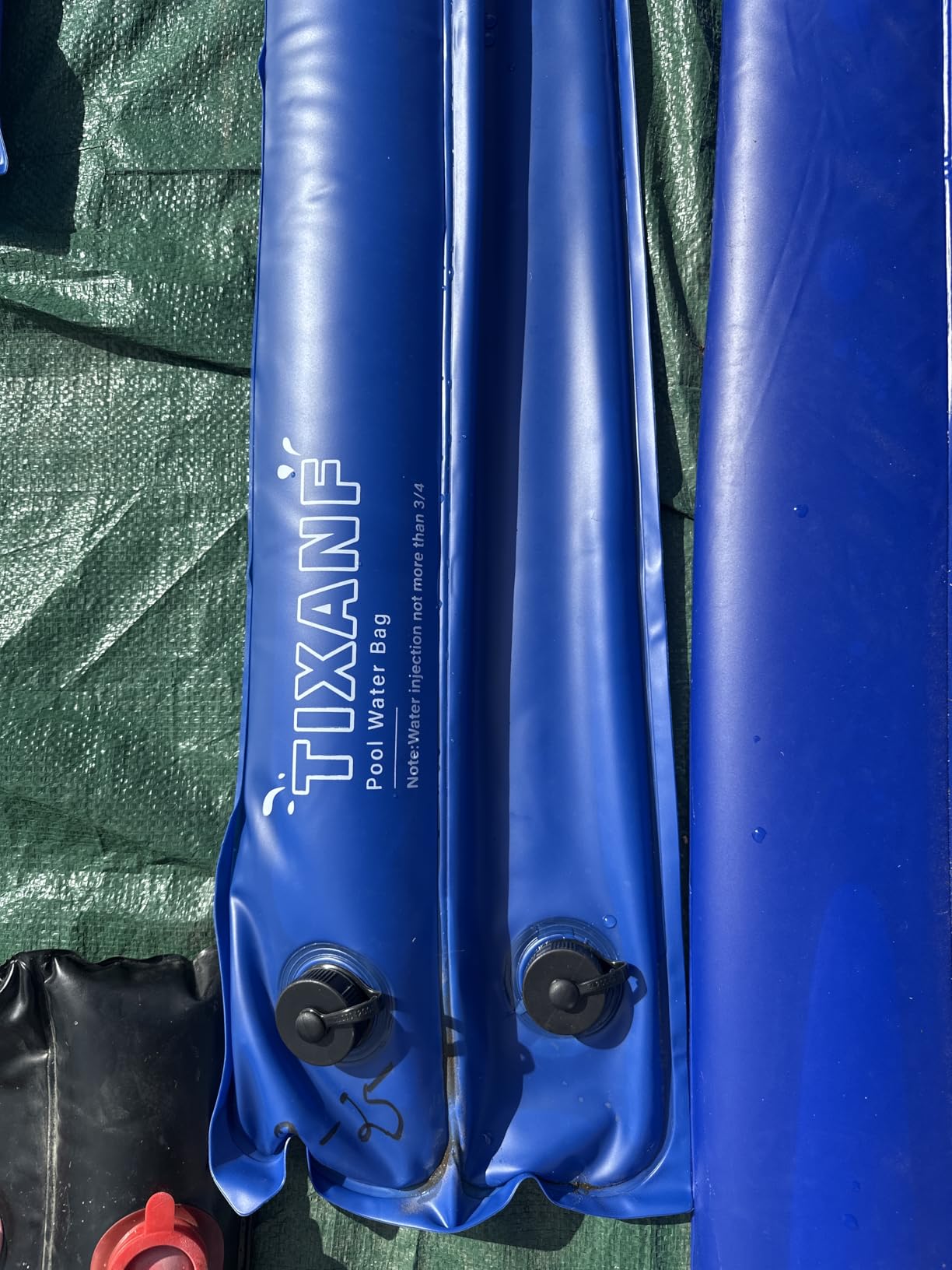 8.5 Ft Pool Water Bags 0.8mm Double Layer Hot Melt Process Water Tubes Thickened (27 Gauge) Dual Chamber Pool Cover Weights,Heavy Duty PVC Water Weight Bag,6 Pieces,Blue Customer Review 8.5 Ft Pool Water Bags 0.8mm Double Layer Hot Melt Process Water Tubes Thickened (27 Gauge) Dual Chamber Pool Cover Weights,Heavy Duty PVC Water Weight Bag,6 Pieces,Blue - Customer Photo 1