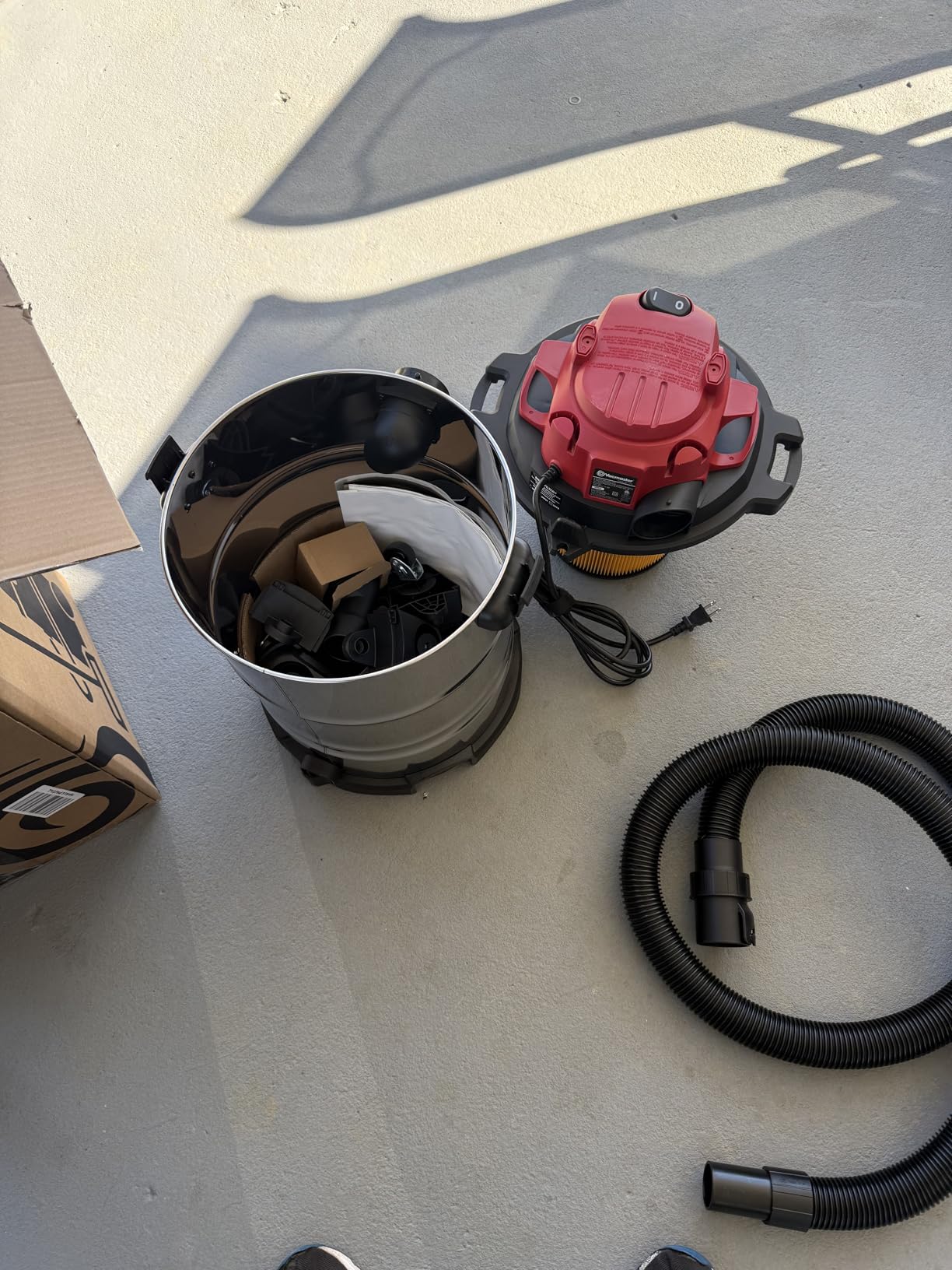 Vacmaster VOC812SF 1101 8-Gallon Premium Stainless Steel Wet/Dry Vacuum, Red Edition, 8 Gal Customer Review Vacmaster VOC812SF 1101 8-Gallon Premium Stainless Steel Wet/Dry Vacuum, Red Edition, 8 Gal - Customer Photo 2