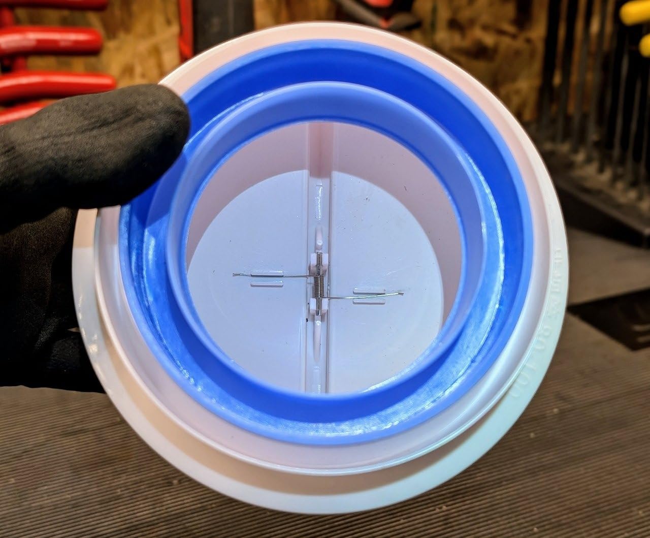 3'' 4'' Backdraft Damper Duct Draft Stopper Draft Blocker, One Way Airflow Ducting Insert for Ducting in PVC or Flexible Hose, Bathrooms Fans and Shutter Fan Vent Customer Review 3'' 4'' Backdraft Damper Duct Draft Stopper Draft Blocker, One Way Airflow Ducting Insert for Ducting in PVC or Flexible Hose, Bathrooms Fans and Shutter Fan Vent - Customer Photo 2