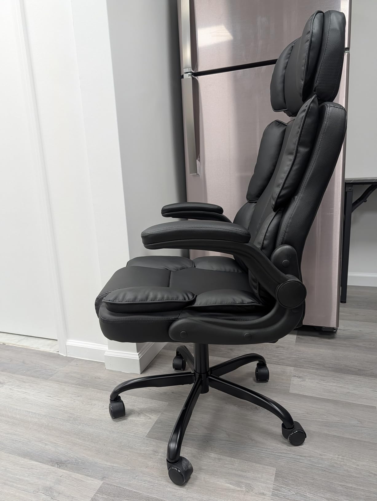 Executive Leather Office Chair, Computer Chair with Thick Cushion & Lumbar Support, Ergonomic Desk Chair with Adjustable Headrest & Armrests,Brown Customer Review Executive Leather Office Chair, Computer Chair with Thick Cushion & Lumbar Support, Ergonomic Desk Chair with Adjustable Headrest & Armrests,Brown - Customer Photo 2