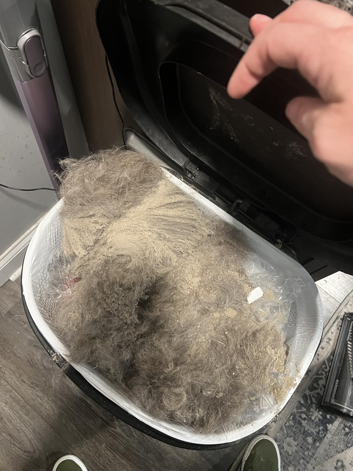 BISSELL Pet Hair Eraser Allergen Lift-Off with Powerful Suction, HEPA, Tangle-Free Brush Roll, 39883 Customer Review BISSELL Pet Hair Eraser Allergen Lift-Off with Powerful Suction, HEPA, Tangle-Free Brush Roll, 39883 - Customer Photo 2