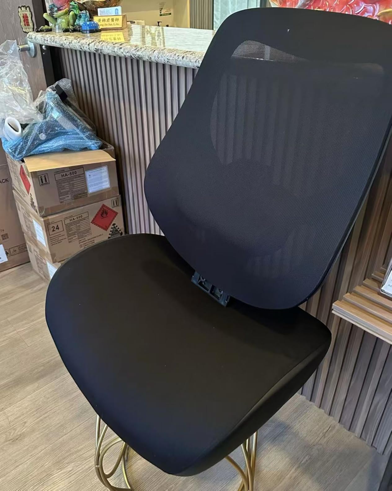 700lbs Big and Tall Office Chair with Wide Thick Seat Cushion for Sitting All Day,Ergonomic Mesh Desk Chair with Adjustable Lumbar Support for Heavy People,4D Armrests Customer Review 700lbs Big and Tall Office Chair with Wide Thick Seat Cushion for Sitting All Day,Ergonomic Mesh Desk Chair with Adjustable Lumbar Support for Heavy People,4D Armrests - Customer Photo 3