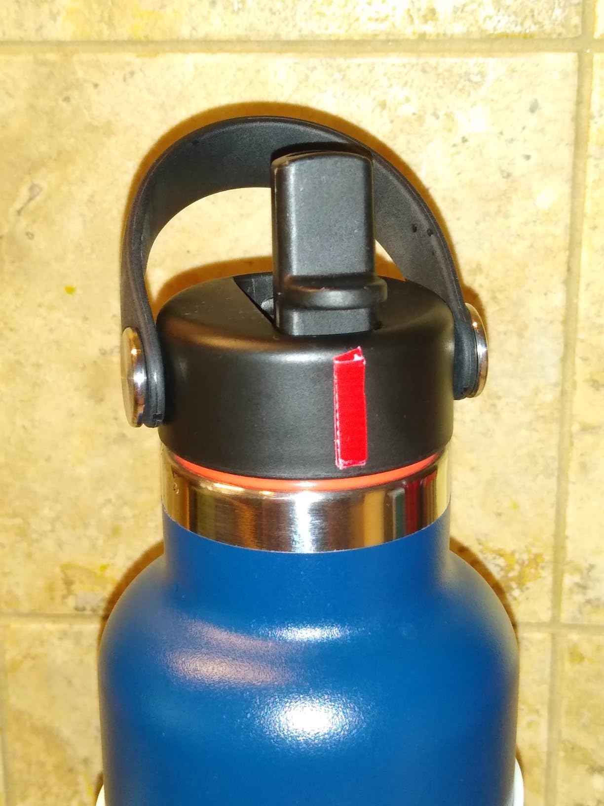 Hydro Flask Water Bottle - Insulated Stainless Steel - Straw Lid, Non Spill, Leakproof 24 Oz Surf Blue Customer Review Hydro Flask Water Bottle - Insulated Stainless Steel - Straw Lid, Non Spill, Leakproof 24 Oz Surf Blue - Customer Photo 3