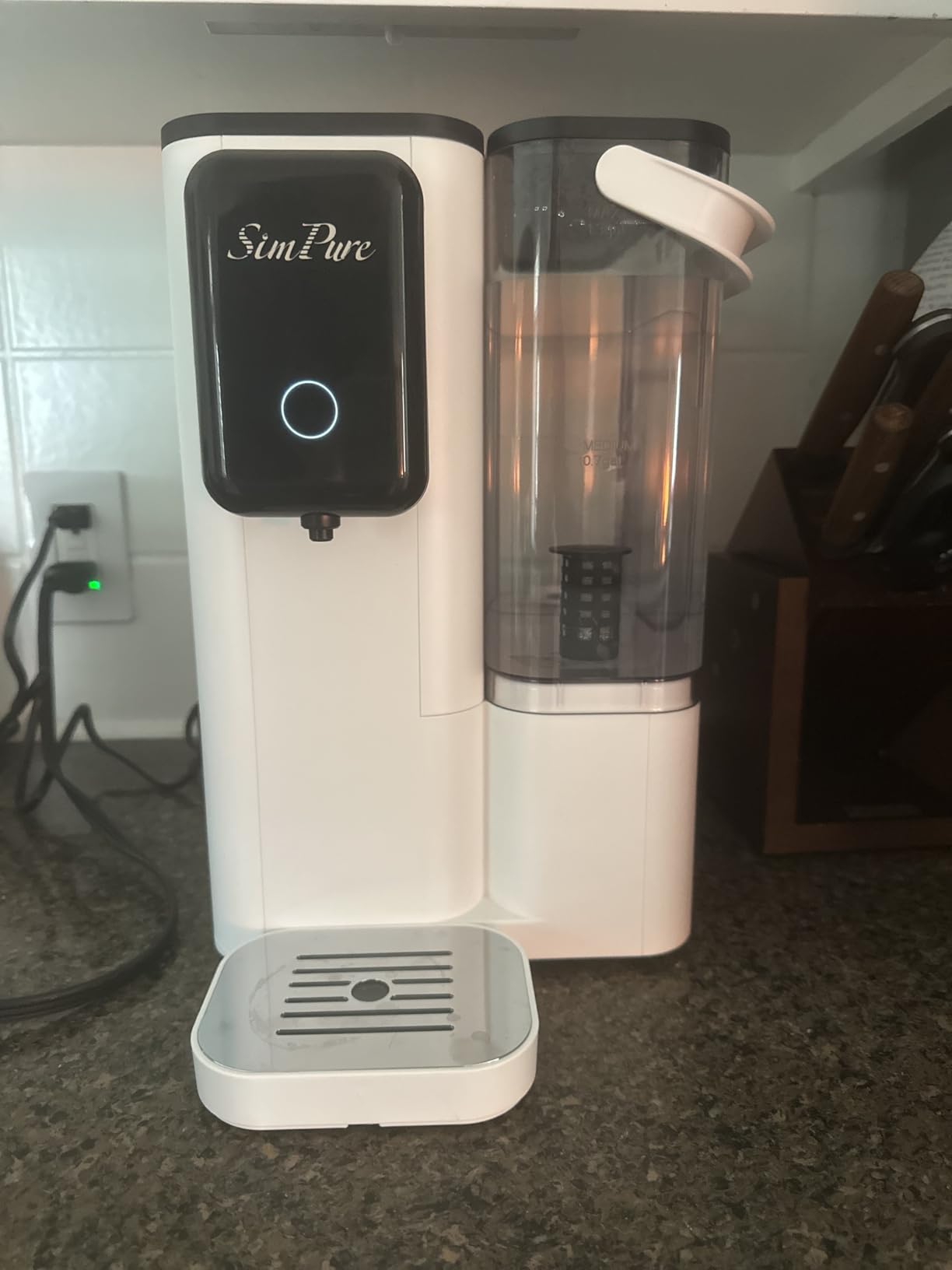 SimPure Y9A Countertop Reverse Osmosis Water Filter, Alkaline Remineralization 300 GPD 6 Stage Purification, RO Water Filtration System, Super Fast Filtering Portable Water Purifier Customer Review SimPure Y9A Countertop Reverse Osmosis Water Filter, Alkaline Remineralization 300 GPD 6 Stage Purification, RO Water Filtration System, Super Fast Filtering Portable Water Purifier - Customer Photo 1