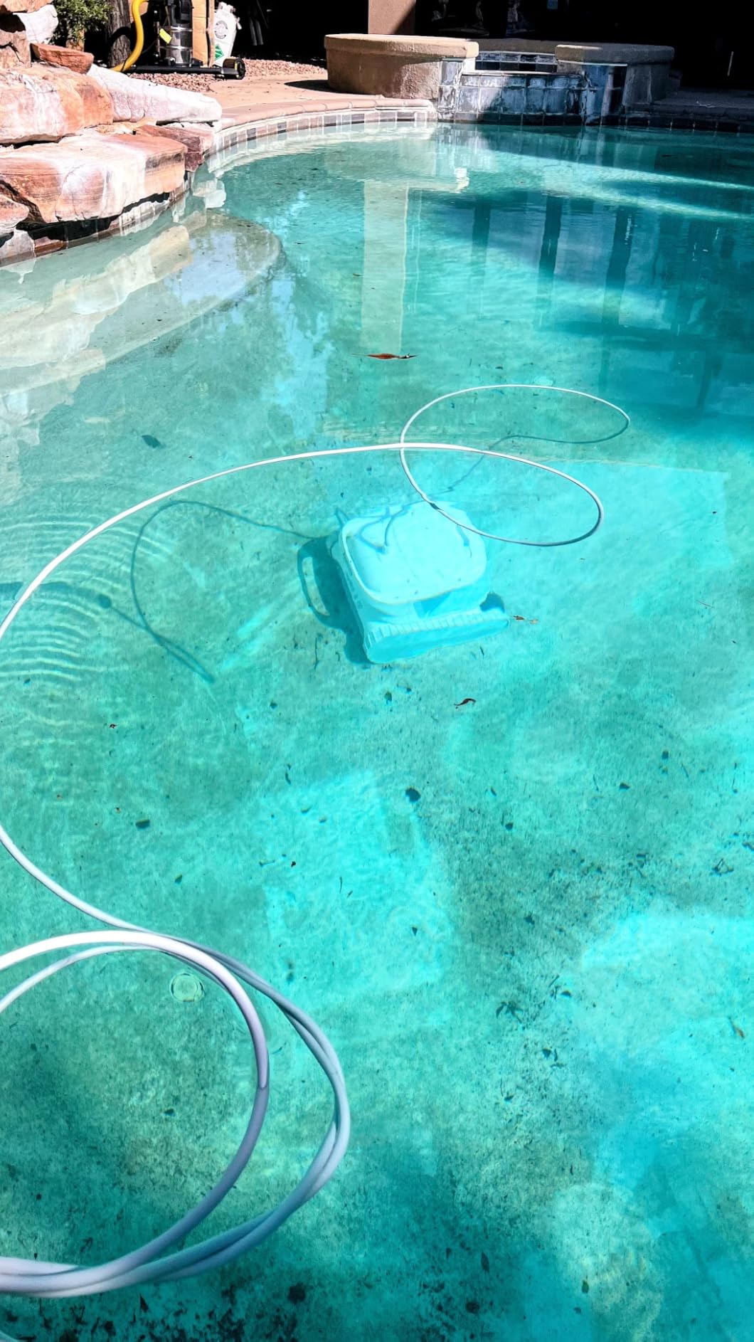 Chasing Hydro 4 SE Pool Vacuum for Inground Pools | Robot Cleaner for Floor, Wall & Waterline | Always Cleaning, Never Charging | 40ft Cord | 4.1L Filter Basket for Inground & Above Ground Pools Customer Review Chasing Hydro 4 SE Pool Vacuum for Inground Pools | Robot Cleaner for Floor, Wall & Waterline | Always Cleaning, Never Charging | 40ft Cord | 4.1L Filter Basket for Inground & Above Ground Pools - Customer Photo 2