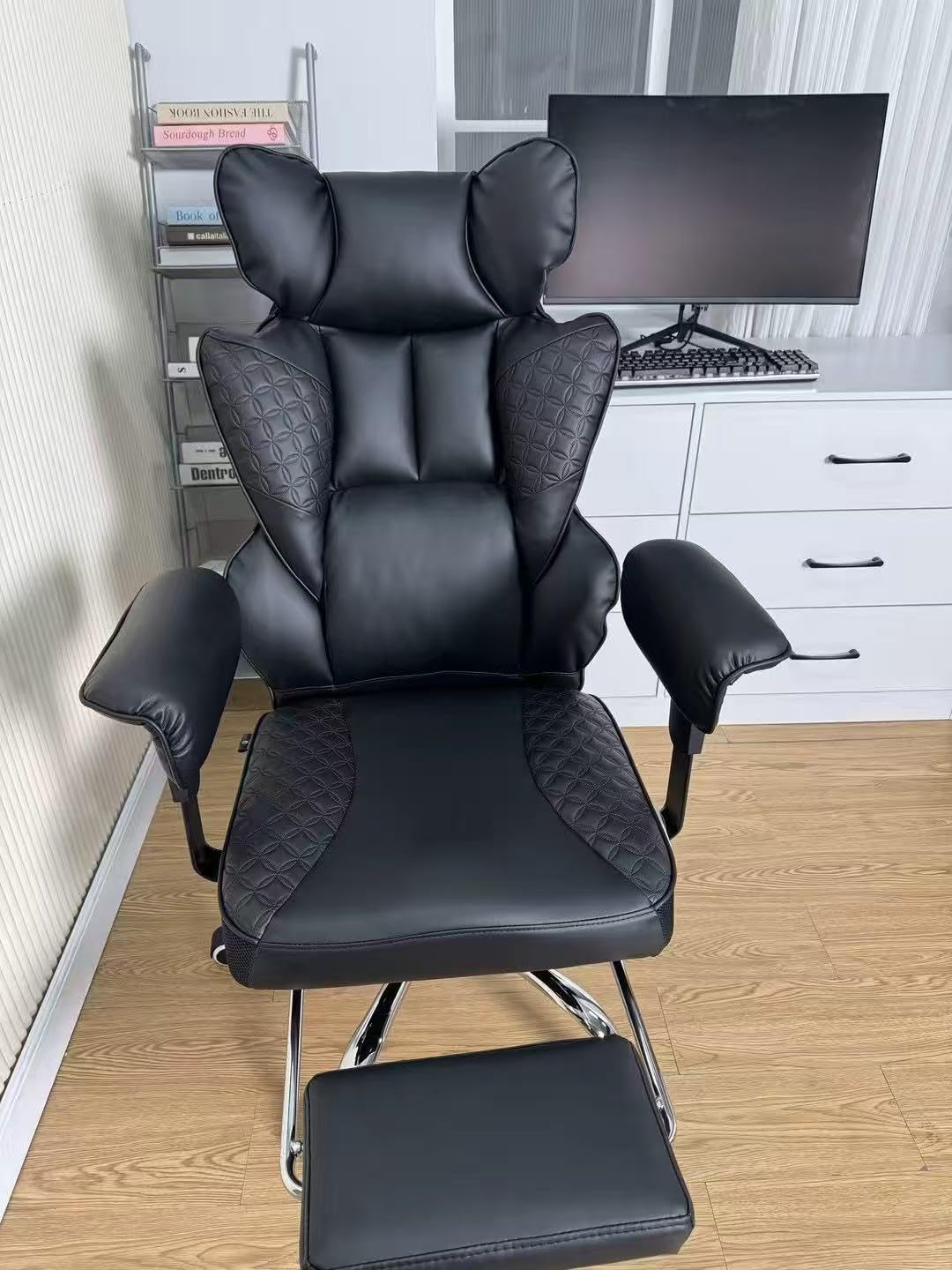 GTRACING Big and Tall Gaming Chair 400lbs Heavy Duty Office Chair with Foot Rest & Ergonomic Pocket Spring Lumbar Support, High Back 3D Saddle Shaped Cushion for Back Pain Relief, Matte-Black Customer Review GTRACING Big and Tall Gaming Chair 400lbs Heavy Duty Office Chair with Foot Rest & Ergonomic Pocket Spring Lumbar Support, High Back 3D Saddle Shaped Cushion for Back Pain Relief, Matte-Black - Customer Photo 3