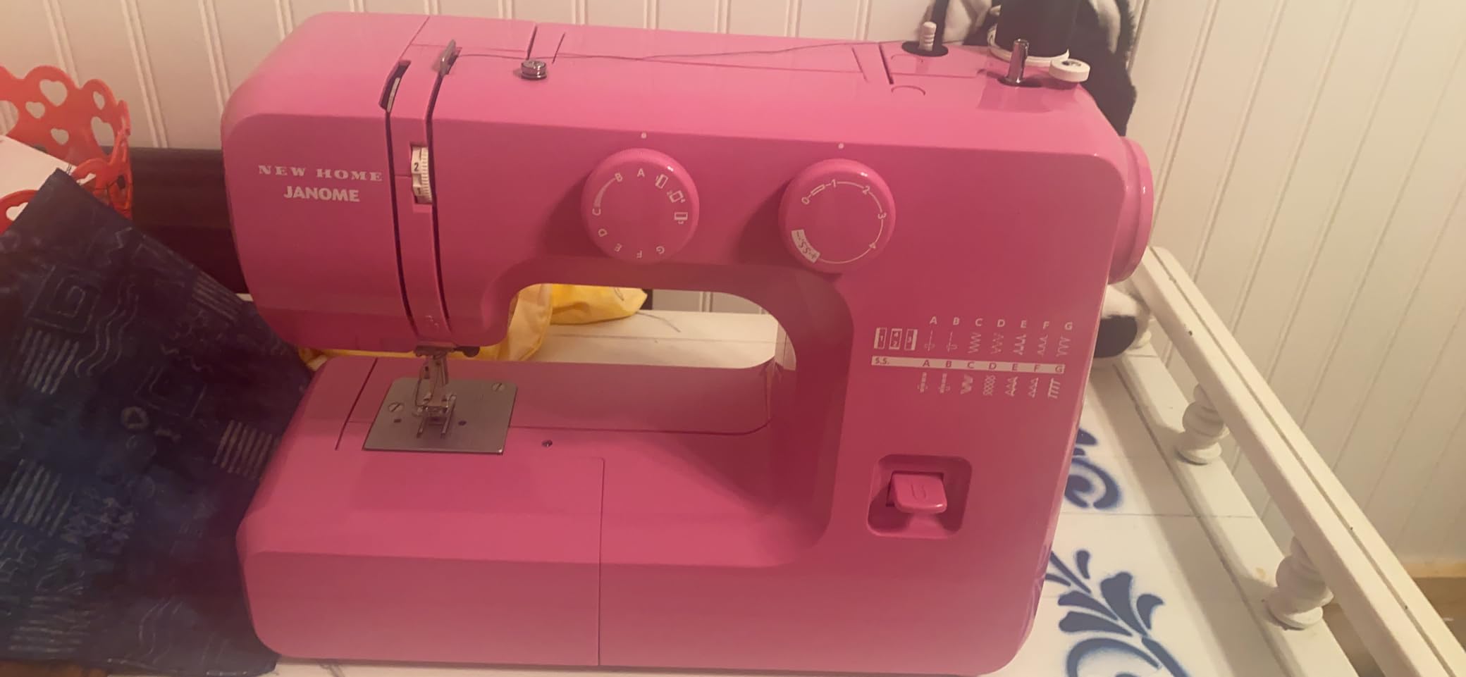 Janome Cat Fancy Easy-to-Use Sewing Machine with Interior Metal Frame, Bobbin Diagram, Tutorial Videos, Made with Beginners in Mind!, Multi-Color Customer Review Janome Cat Fancy Easy-to-Use Sewing Machine with Interior Metal Frame, Bobbin Diagram, Tutorial Videos, Made with Beginners in Mind!, Multi-Color - Customer Photo 2