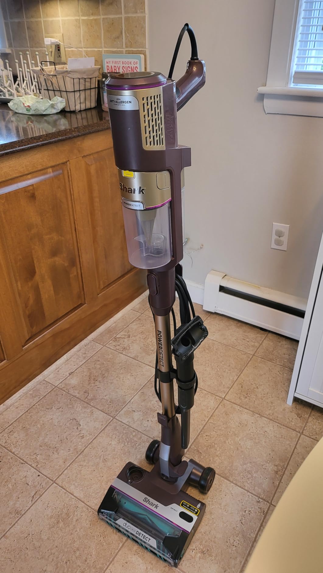 Shark POWERDETECT Ultra-Light Corded Stick Vacuum with DuoClean Technology, Self-Cleaning Brushroll for No Hair Wrap, Anti-Allergen Complete Seal, and Odor Neutralizer Technology, Purple, HZ4001AMZ Customer Review Shark POWERDETECT Ultra-Light Corded Stick Vacuum with DuoClean Technology, Self-Cleaning Brushroll for No Hair Wrap, Anti-Allergen Complete Seal, and Odor Neutralizer Technology, Purple, HZ4001AMZ - Customer Photo 2