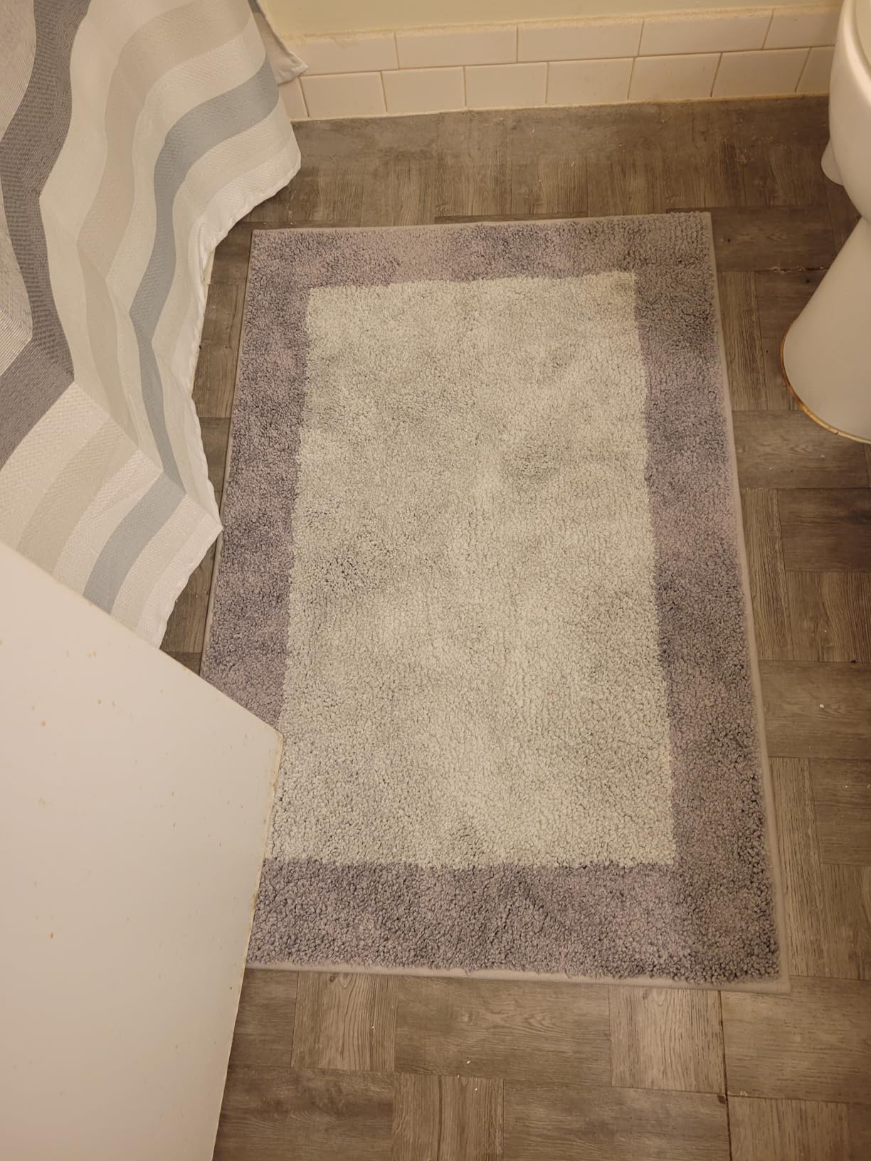 Bathroom Rugs 30