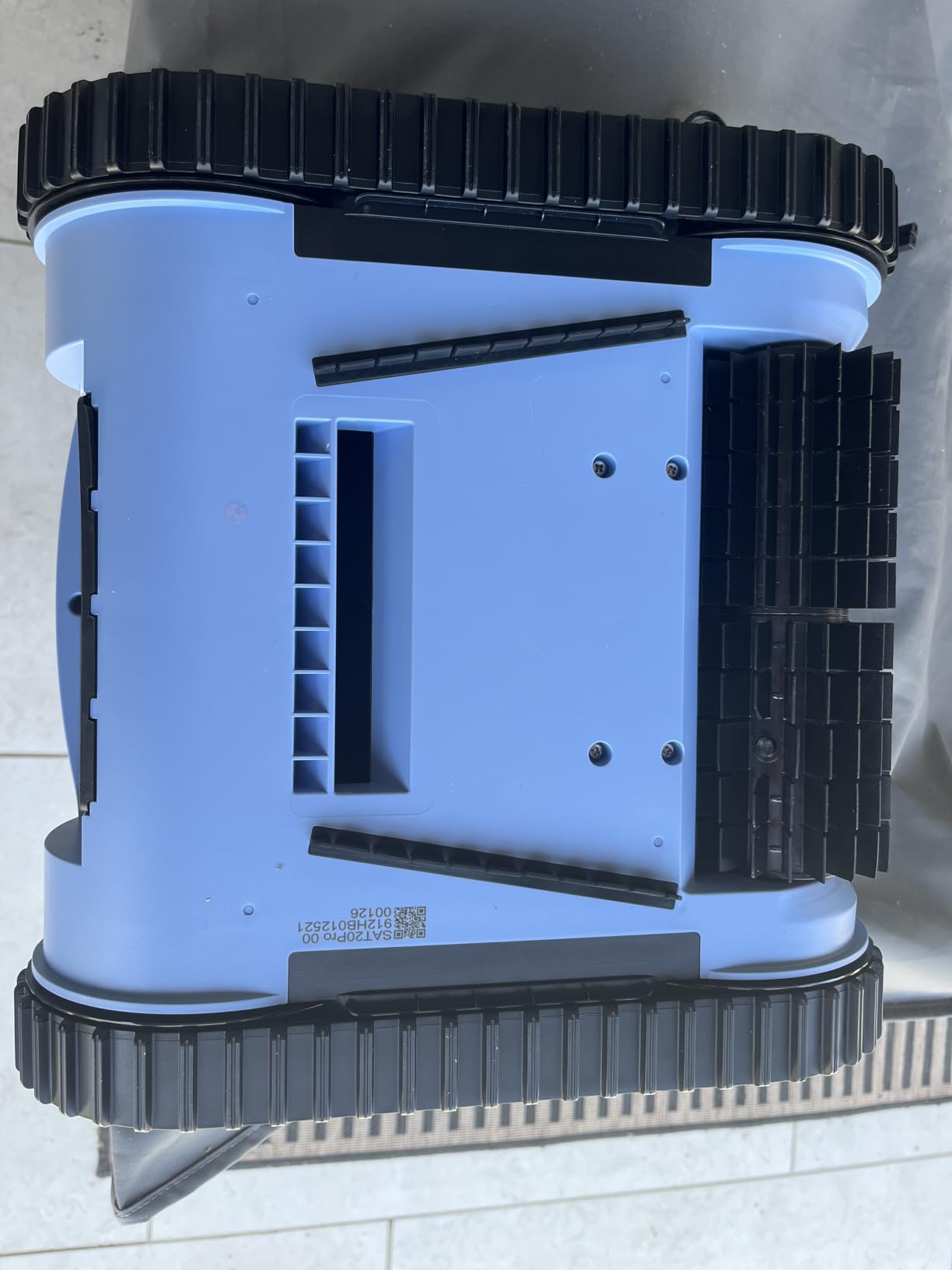 (2025 Upgrade) Pool Vacuum for Inground Pools, Robotic Pool Cleaner, Wall Climbing Pool Cleaner, Cleans Pool Floors, Drain & Walls & Waterline, Cleaning Up to 2100 Sq.ft, 180 Min Customer Review (2025 Upgrade) Pool Vacuum for Inground Pools, Robotic Pool Cleaner, Wall Climbing Pool Cleaner, Cleans Pool Floors, Drain & Walls & Waterline, Cleaning Up to 2100 Sq.ft, 180 Min - Customer Photo 5