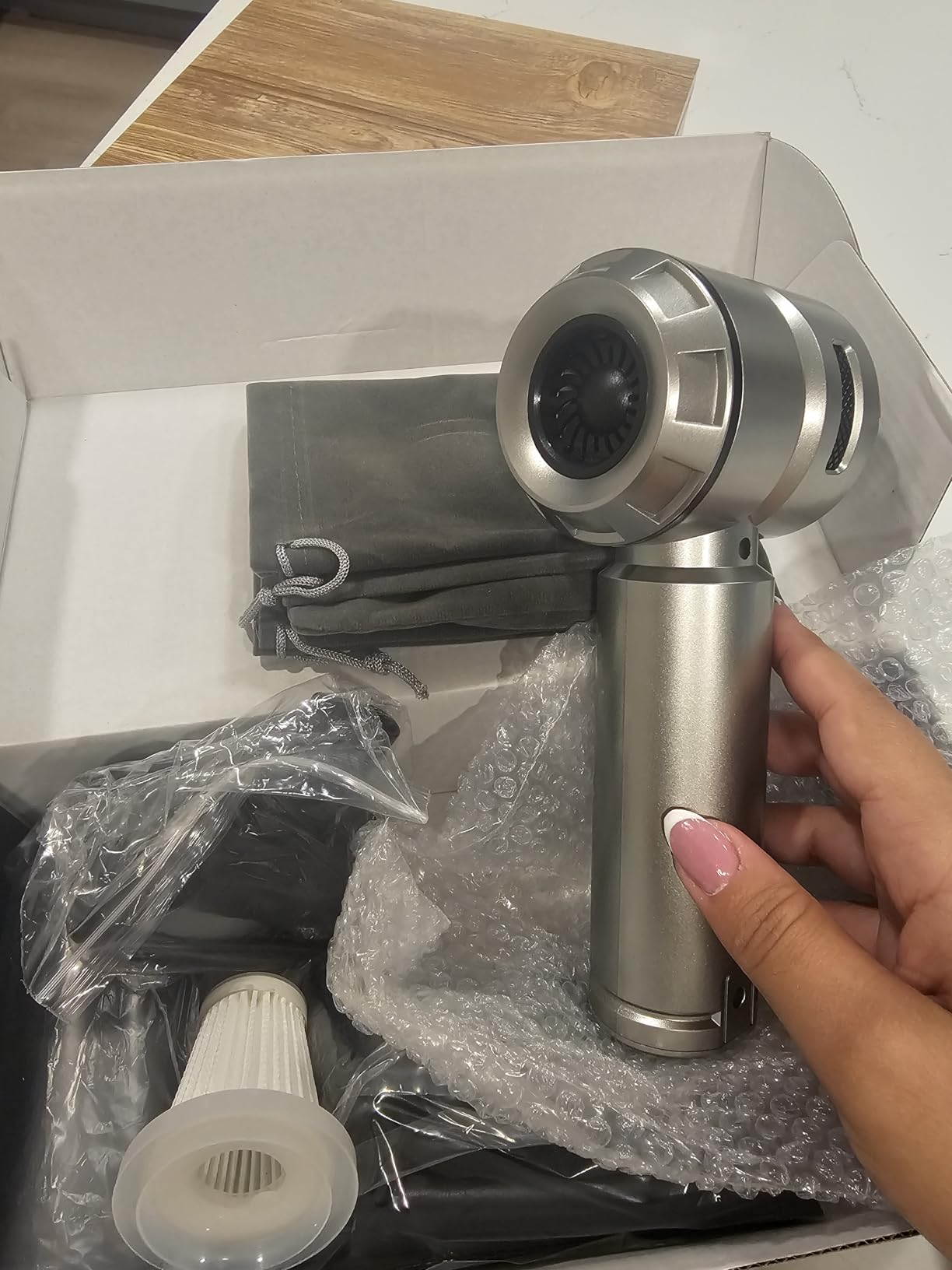 Car Vacuum,3 Suction Modes,Portable Mini Cordless Cleaner with 24000pa Suction Power,Type-C Charge,Handheld Vacuum for Home,Car, Office Desk, Keyboards(Dark Silver) Customer Review Car Vacuum,3 Suction Modes,Portable Mini Cordless Cleaner with 24000pa Suction Power,Type-C Charge,Handheld Vacuum for Home,Car, Office Desk, Keyboards(Dark Silver) - Customer Photo 1
