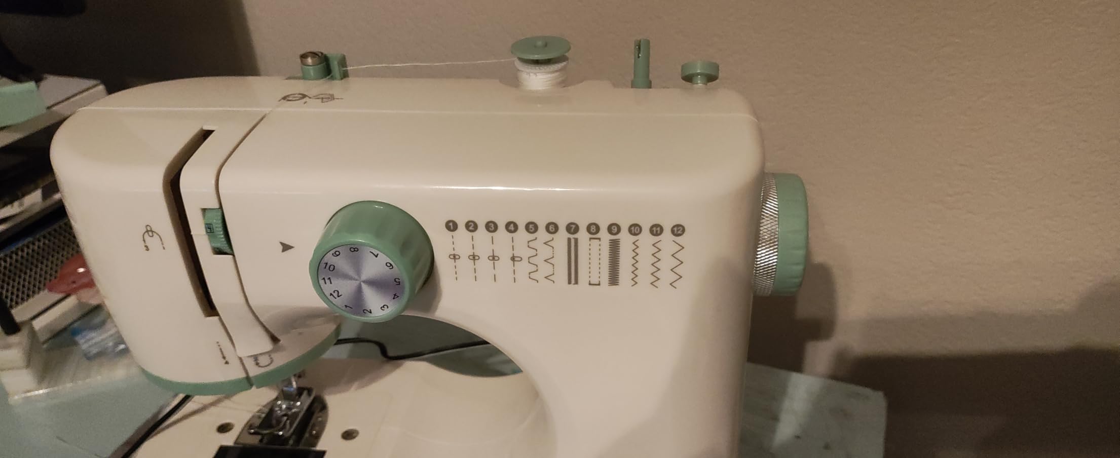 Beginner Sewing Machine Portable Sewing Machine with 12 Stitch Modes, Dual Needle & Adjustable Speed Lightweight Design, Foot Pedal Ideal for Adults, Home DIY & Crafts (12 Stitch) Customer Review Beginner Sewing Machine Portable Sewing Machine with 12 Stitch Modes, Dual Needle & Adjustable Speed Lightweight Design, Foot Pedal Ideal for Adults, Home DIY & Crafts (12 Stitch) - Customer Photo 1