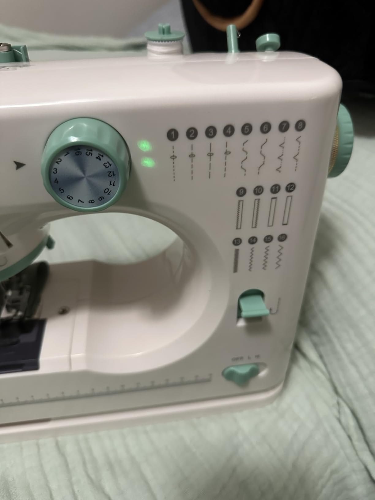 Mini Dual-Speed SewingMachine Double Needle & Double Thread16 Stitch Modes Beginner-FriendlyHousehold Sewing Machine | ldeal forAdults & Beginners Customer Review Mini Dual-Speed SewingMachine Double Needle & Double Thread16 Stitch Modes Beginner-FriendlyHousehold Sewing Machine | ldeal forAdults & Beginners - Customer Photo 2