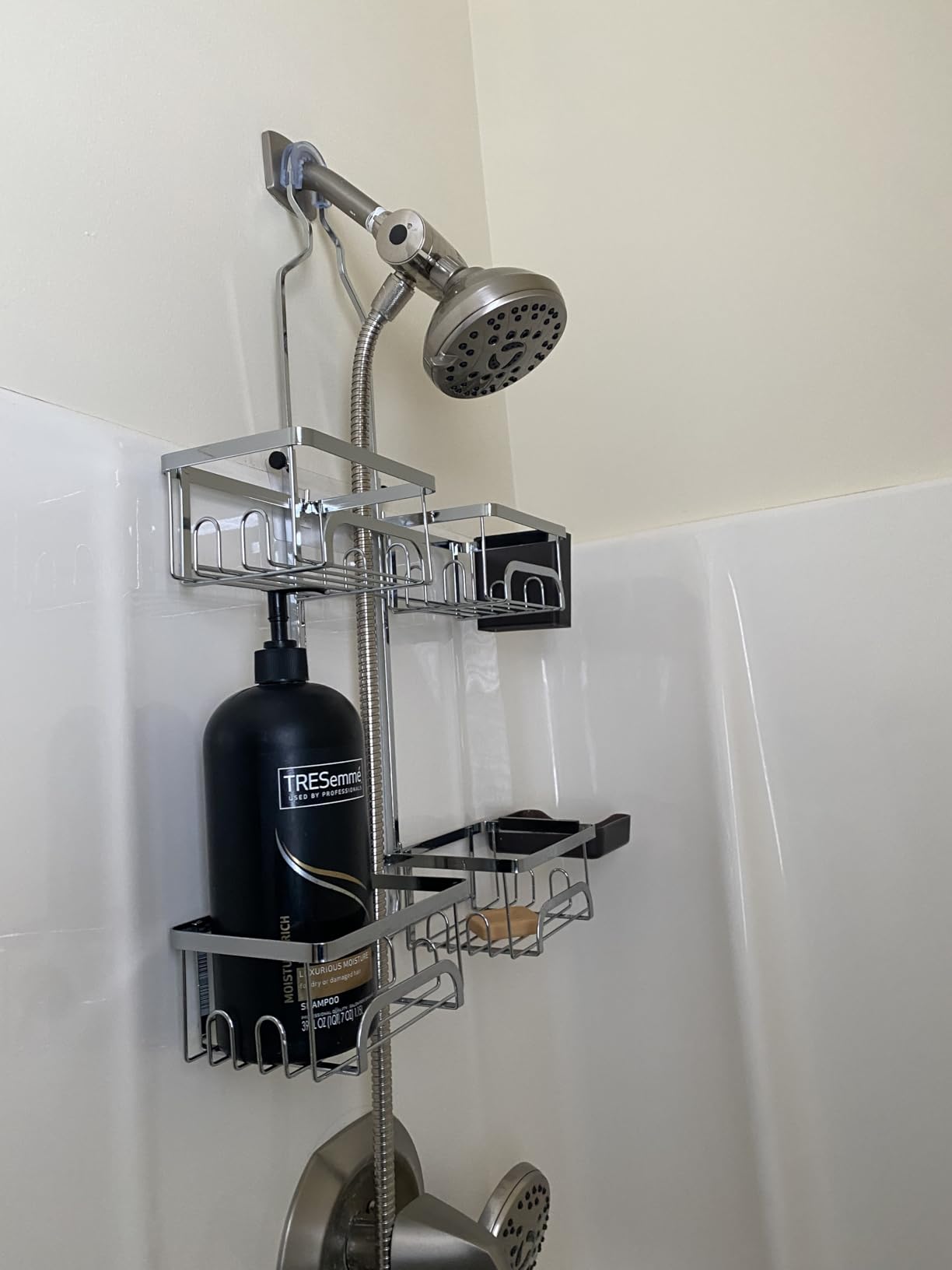 REINHARDT Shower Caddy Hanging for Handheld Showerheads Adjustable Split Shower Caddy, Rustproof Shower Organizer with Hooks for Razors Over the Head Caddy with Soap Holder Bathroom Accessories, Black Customer Review REINHARDT Shower Caddy Hanging for Handheld Showerheads Adjustable Split Shower Caddy, Rustproof Shower Organizer with Hooks for Razors Over the Head Caddy with Soap Holder Bathroom Accessories, Black - Customer Photo 2