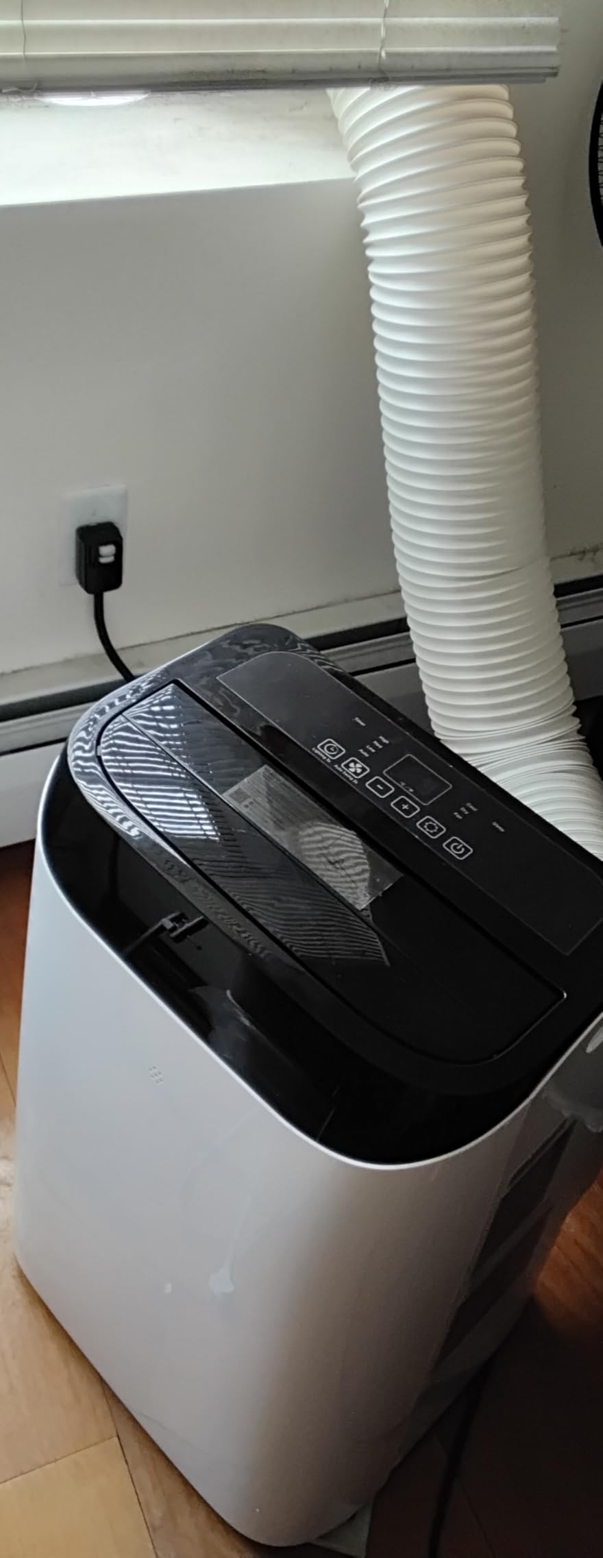 14000 BTU Portable Air Conditioners,Cooling,Fan,Dehumidification,Sleep Mode for Large Rooms up to 700 Sq.Ft,AC Unit with Remote Control,24H Timer,Installation Kits Included Customer Review 14000 BTU Portable Air Conditioners,Cooling,Fan,Dehumidification,Sleep Mode for Large Rooms up to 700 Sq.Ft,AC Unit with Remote Control,24H Timer,Installation Kits Included - Customer Photo 1