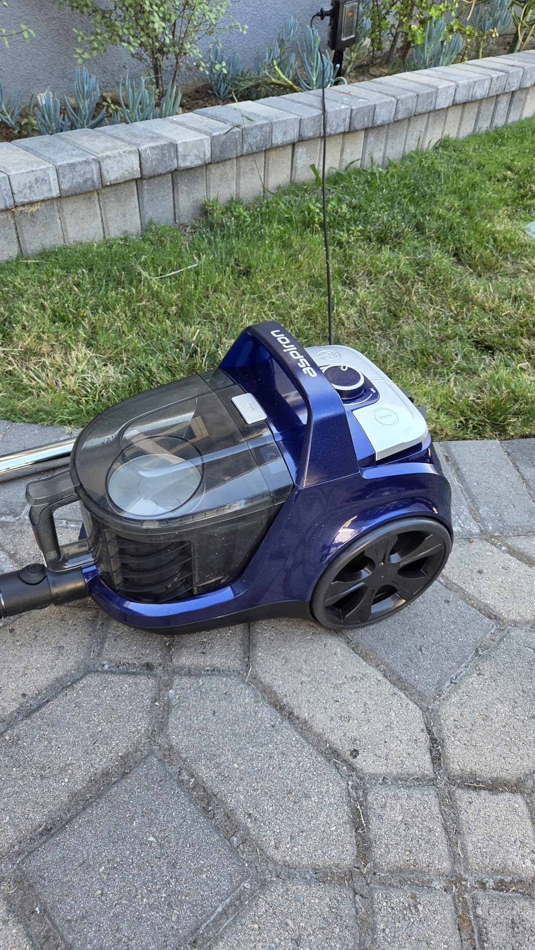 Aspiron Canister Vacuum, Upgraded 1600W Bagless Canister Vacuum Cleaner, Auto Cord Rewind, H13 HEPA Filter, 3.7Qt Large Capacity, 5 Tools for Hard Floors, Carpet, Pet, Upholstery, Tiles, Persimmon Customer Review Aspiron Canister Vacuum, Upgraded 1600W Bagless Canister Vacuum Cleaner, Auto Cord Rewind, H13 HEPA Filter, 3.7Qt Large Capacity, 5 Tools for Hard Floors, Carpet, Pet, Upholstery, Tiles, Persimmon - Customer Photo 2