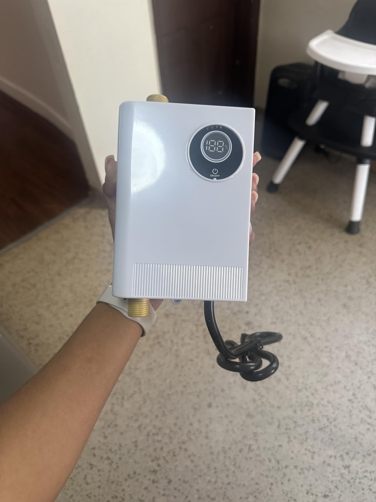 110V Tankless Water Heater Electric, 3000W Compact Water Heater Under Sink, Conveniently Convertible Between Fahrenheit and Celsius Customer Review 110V Tankless Water Heater Electric, 3000W Compact Water Heater Under Sink, Conveniently Convertible Between Fahrenheit and Celsius - Customer Photo 1