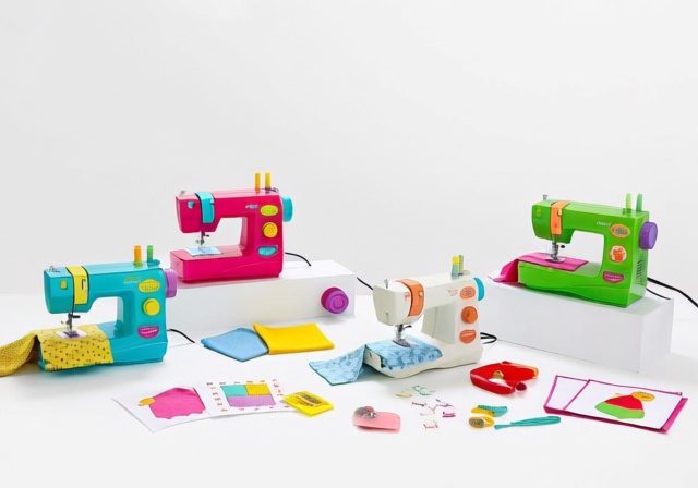 Best Sewing Machine for Kids [cy]: Age-Based Guide for Safe Learning - RosenberryRooms