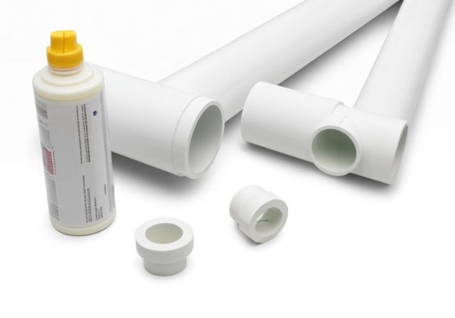 How To Connect Water Pipe To PVC [cy]: Complete Guide - RosenberryRooms