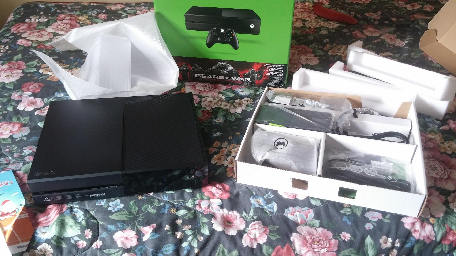 Xbox One 500GB Console - Gears of War: Ultimate Edition Bundle Customer Review Xbox One 500GB Console - Gears of War: Ultimate Edition Bundle - Customer Photo 1