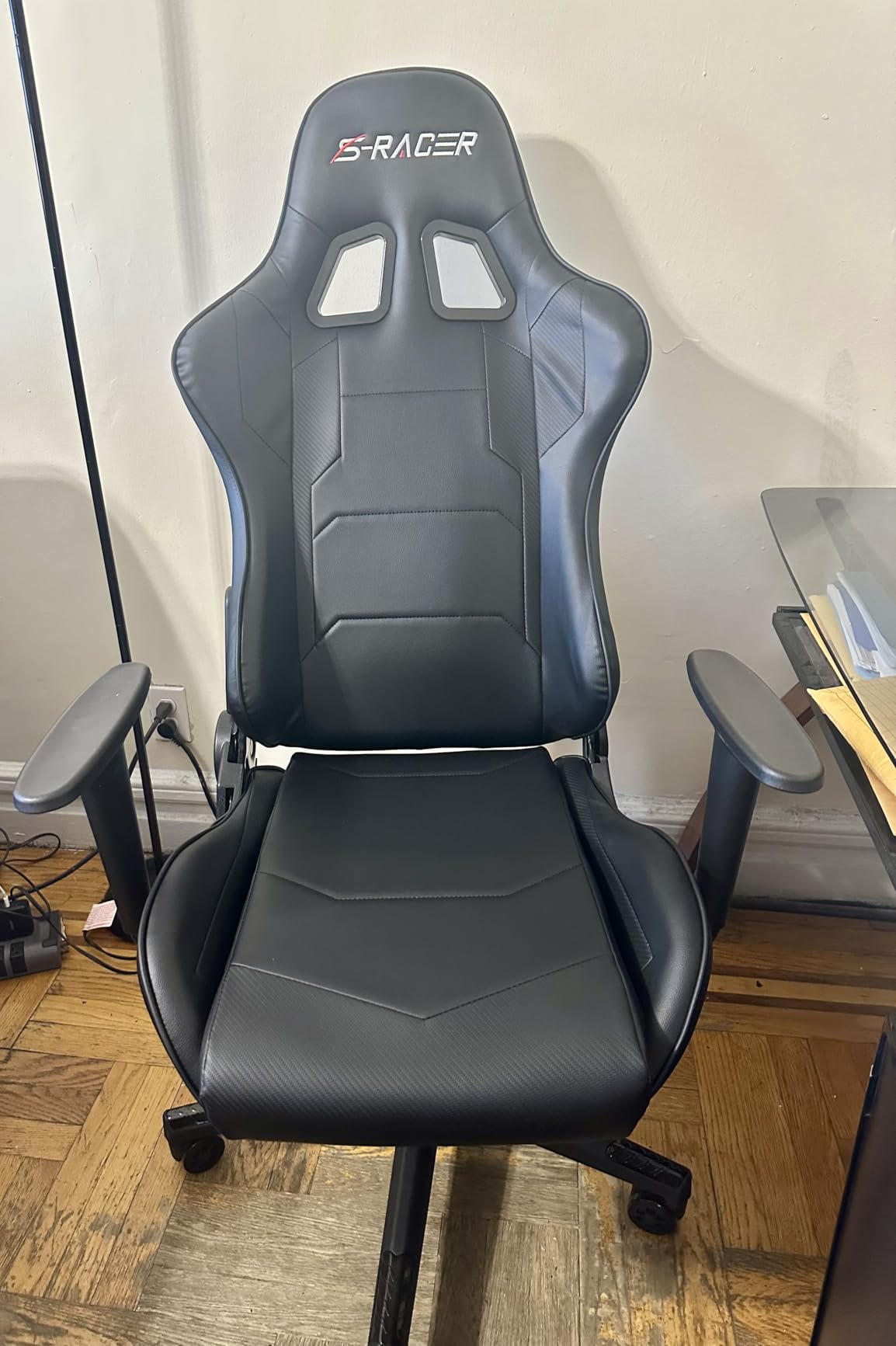 Homall Gaming Chair, Office Chair High Back Computer Chair Leather Desk Chair Racing Executive Ergonomic Adjustable Swivel Task Chair with Headrest and Lumbar Support (White) Customer Review Homall Gaming Chair, Office Chair High Back Computer Chair Leather Desk Chair Racing Executive Ergonomic Adjustable Swivel Task Chair with Headrest and Lumbar Support (White) - Customer Photo 2