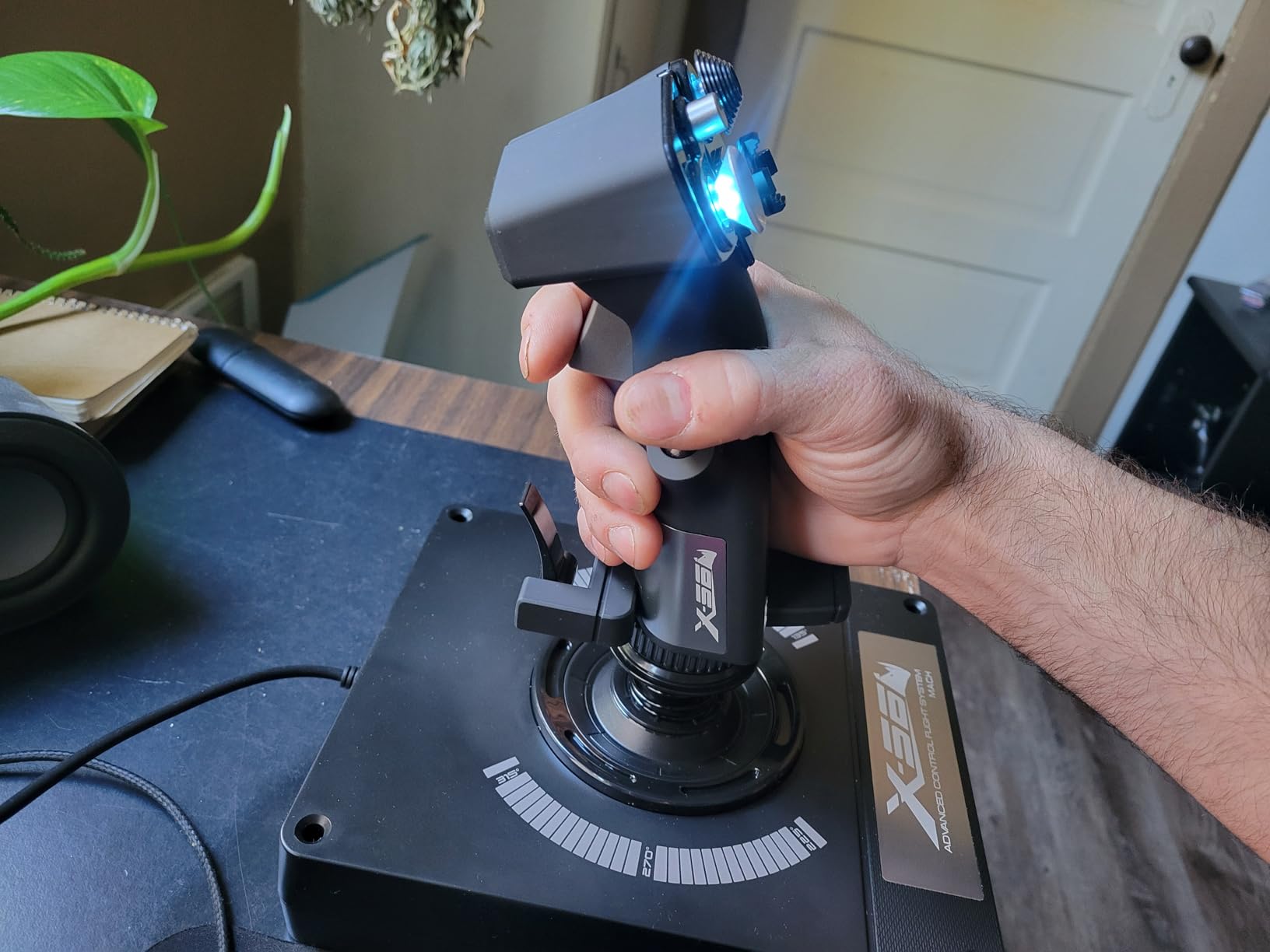 Logitech G X56 H.O.T.A.S Throttle and Joystick Flight Simulator Game Controller, 4 Spring Options, +189 Programmable Controls, RGB Lighting, 2x USB, PC - Black - Customer Photo 5