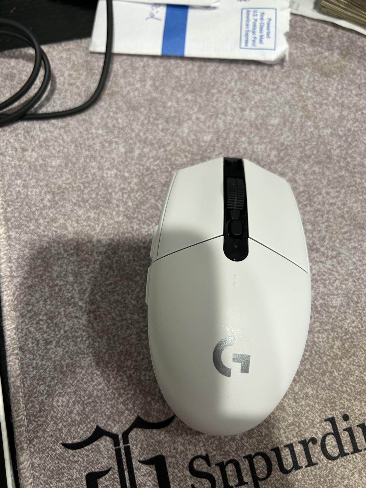 Logitech G305 LIGHTSPEED Wireless Gaming Mouse, Hero 12K Sensor, 12,000 DPI, Lightweight, 6 Programmable Buttons, 250h Battery Life, On-Board Memory, PC/Mac - Black - Customer Photo 4