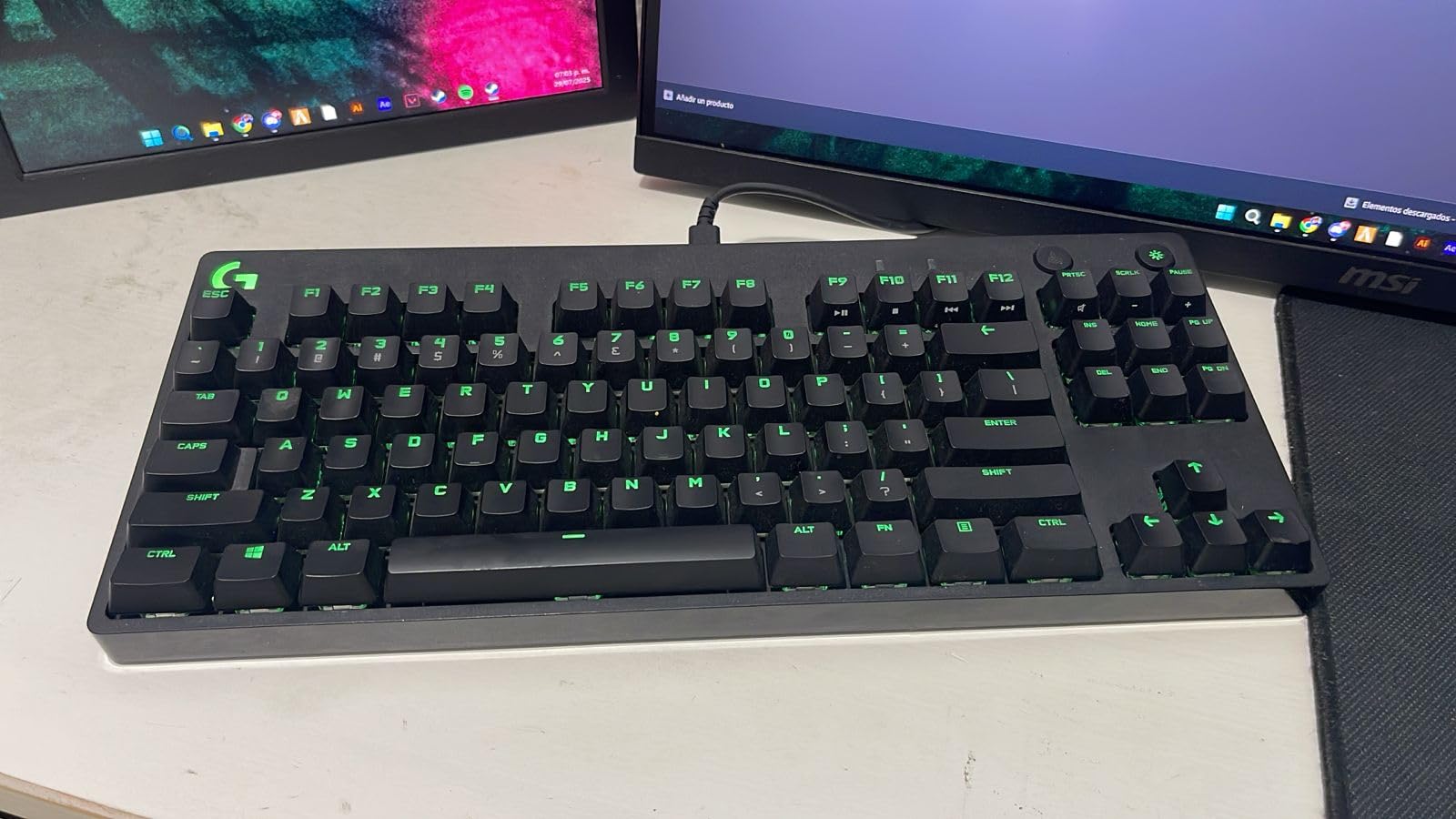 Logitech G PRO Mechanical Gaming Keyboard, Ultra Portable Tenkeyless Design, Detachable Micro USB Cable, 16.8 Million Color LIGHTSYNC RGB Backlit Keys - Customer Photo 1