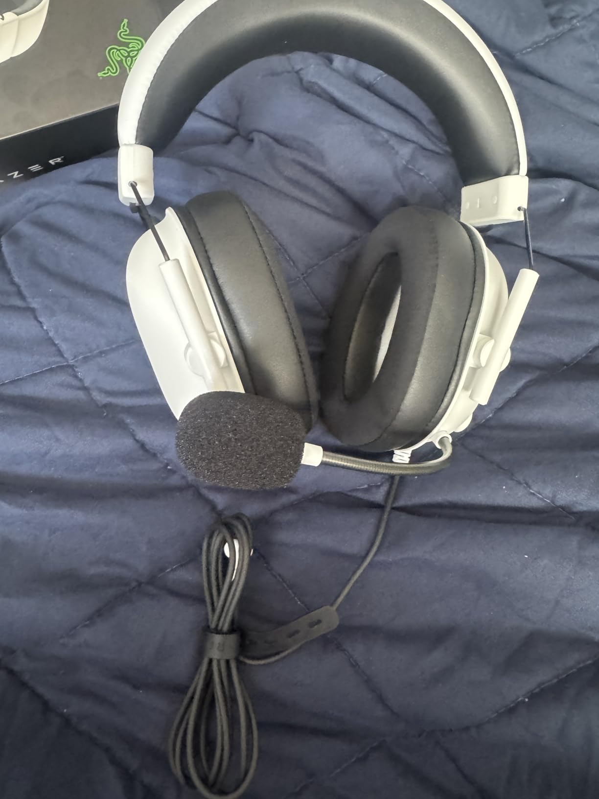 Razer BlackShark V2 X Gaming Headset: 7.1 Surround Sound - 50mm Drivers - Memory Foam Cushion - For PC, PS4, PS5, Switch - 3.5mm Audio Jack - Black - Customer Photo 2
