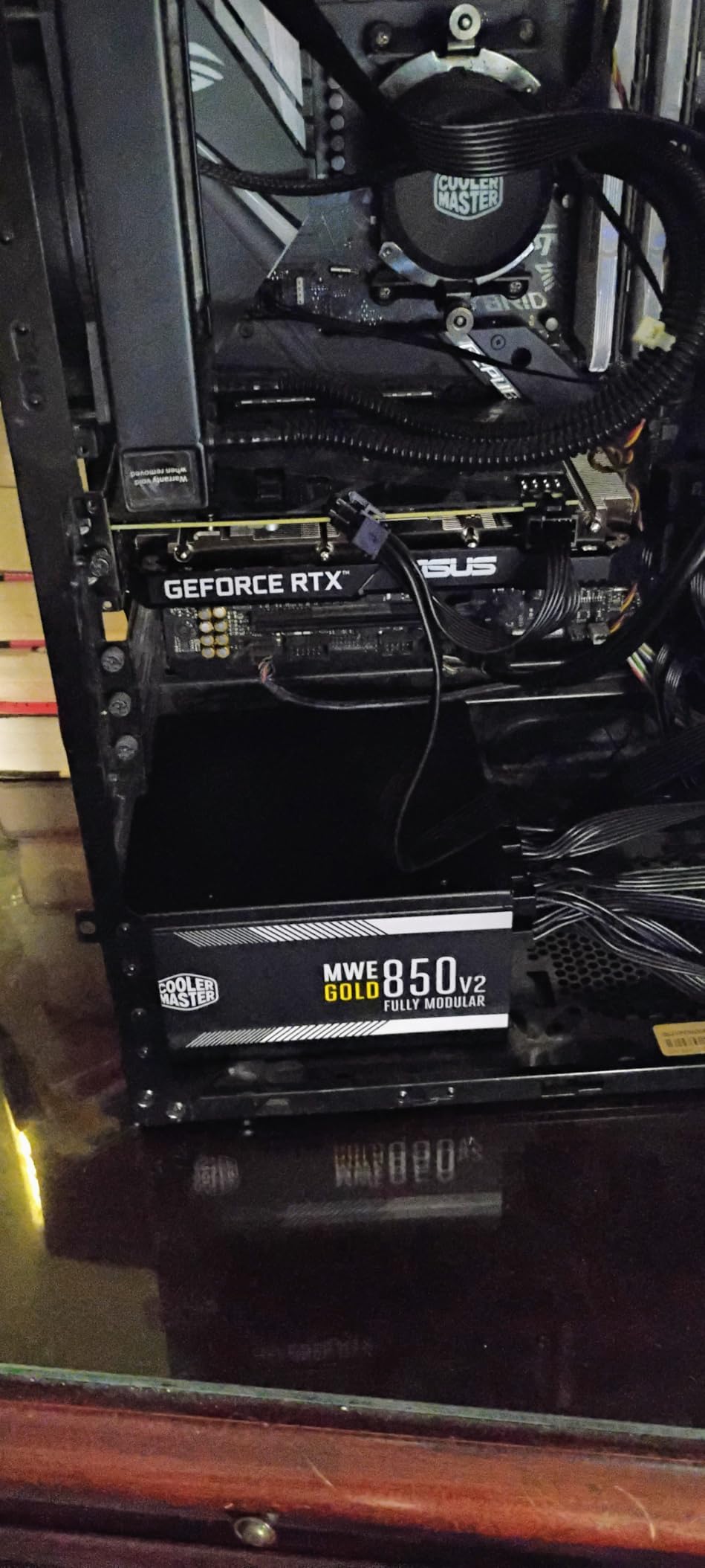 Cooler Master MWE Gold 850 V2 Full Modular PSU, 850W, 80+ Gold, Designed Ready Nvidia RTX 5080 | AMD RX 9070 XT, 2 EPS Connectors, 120mm HDB Fan, Semi-fanless, 5-Year Customer Review Cooler Master MWE Gold 850 V2 Full Modular PSU, 850W, 80+ Gold, Designed Ready Nvidia RTX 5080 | AMD RX 9070 XT, 2 EPS Connectors, 120mm HDB Fan, Semi-fanless, 5-Year - Customer Photo 2