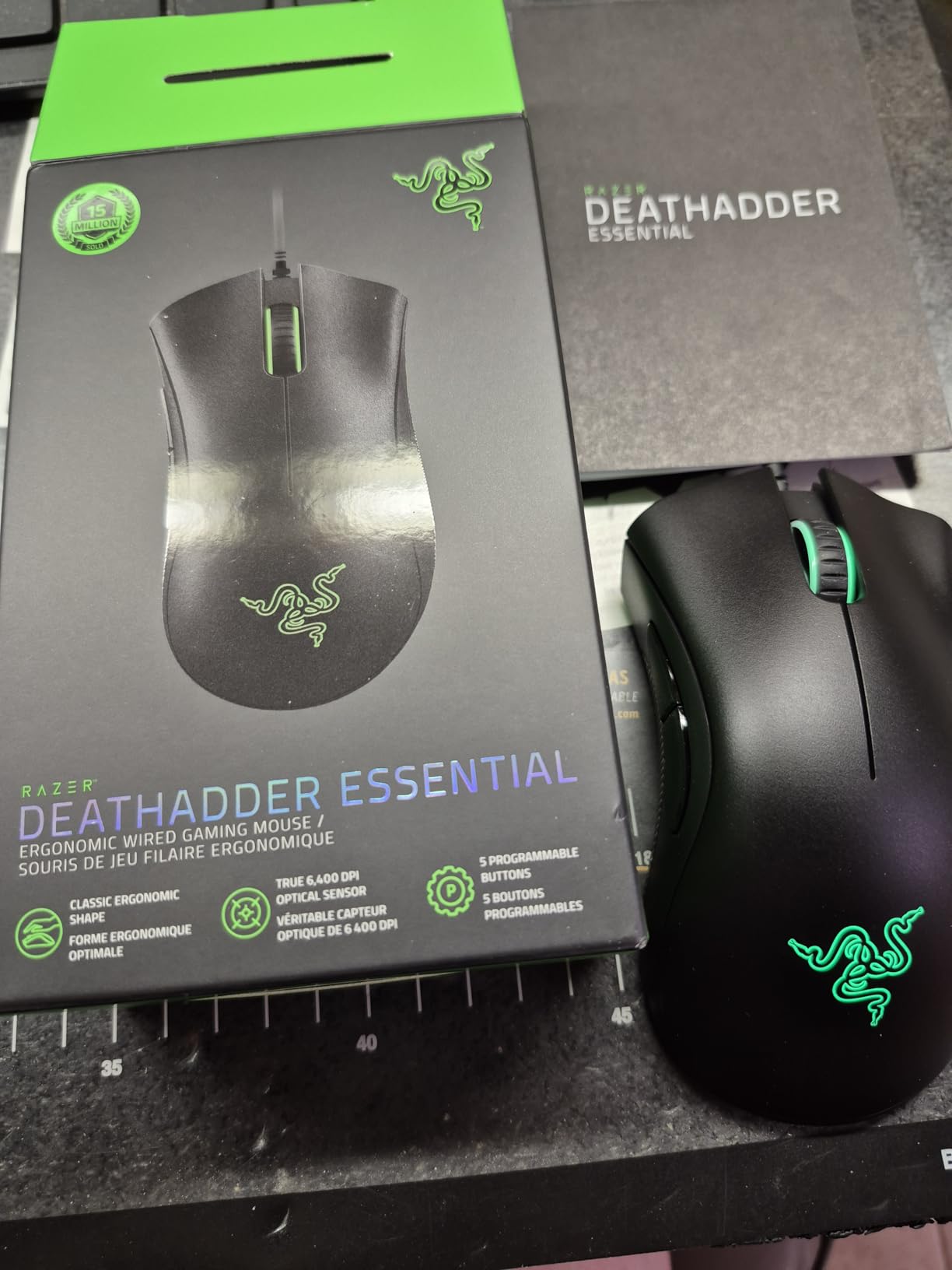Razer DeathAdder Essential Gaming Mouse: 6400 DPI Optical Sensor - 5 Programmable Buttons - Mechanical Switches - Rubber Side Grips - Classic Black - Customer Photo 5