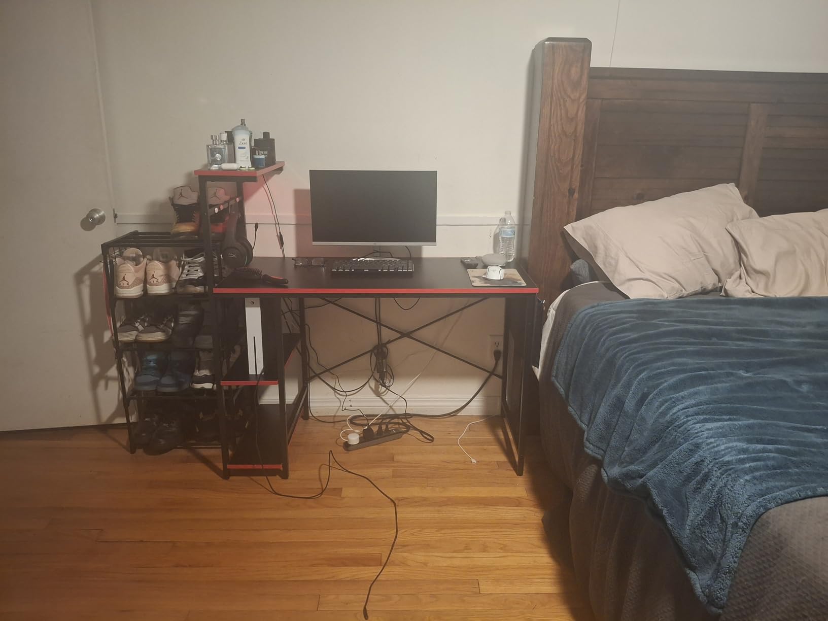 Bestier Gaming Desk with LED Lights, 44 Inch PC Gamer Desk for Small Spaces, Computer Desk with Reversible Storage Shelves & Side Storage Bag (Black 3D Carbon Fiber) - Customer Photo 2