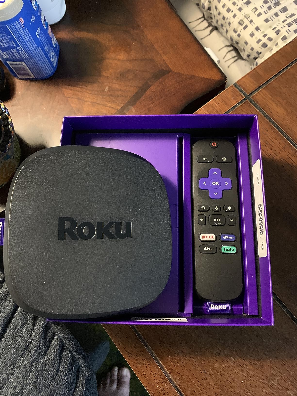 Roku Ultra LT (2023) HD/4K/HDR Dolby Vision Quad-Core Streaming Player with HDMI Cable, Headphones, Voice Remote w/ Private Listening, Ethernet Customer Review Roku Ultra LT (2023) HD/4K/HDR Dolby Vision Quad-Core Streaming Player with HDMI Cable, Headphones, Voice Remote w/ Private Listening, Ethernet - Customer Photo 3
