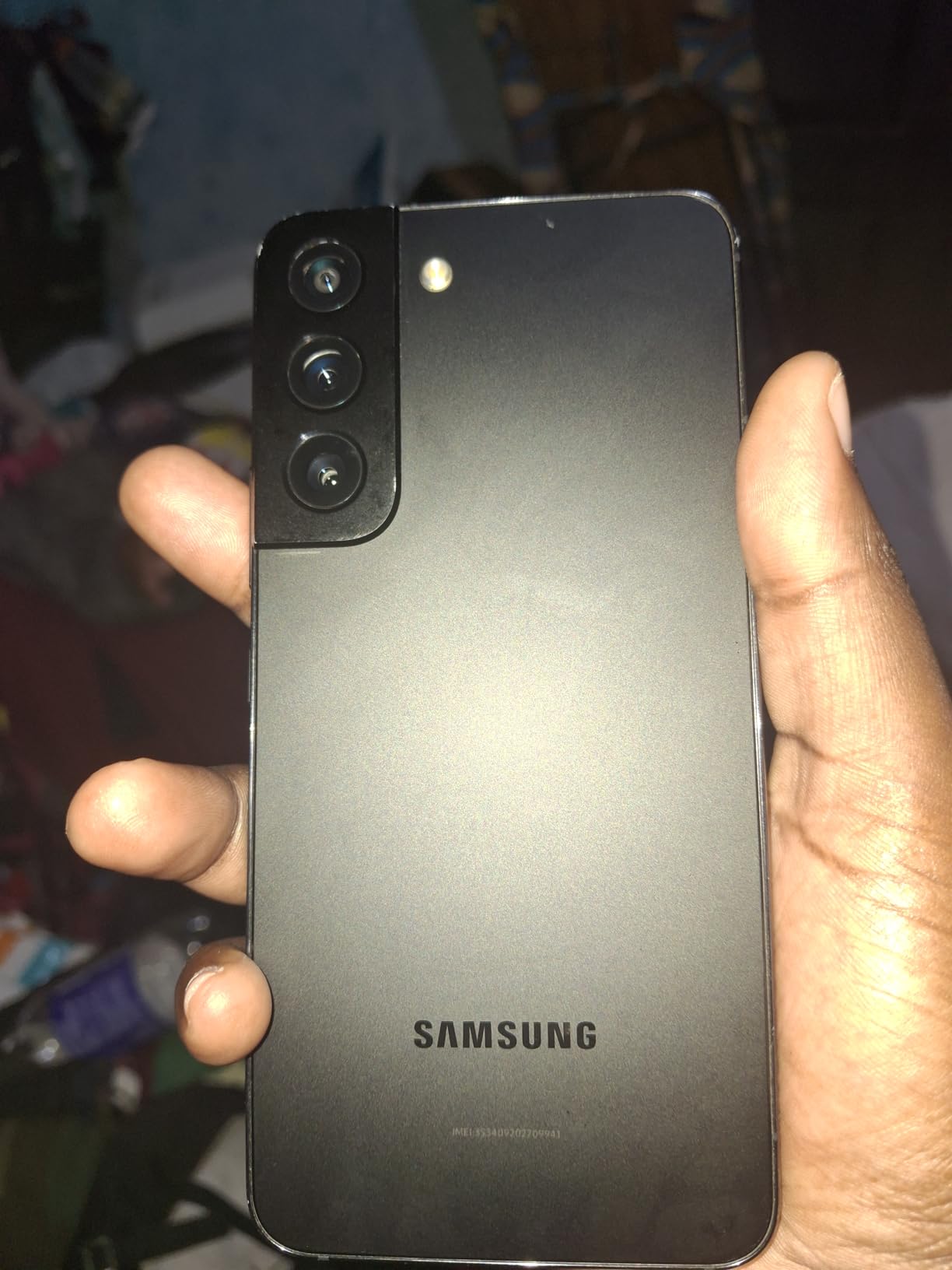 Samsung Galaxy S22 Smartphone, Factory Unlocked Android Cell Phone, 128GB, 8K Camera & Video, Brightest Display, Long Battery Life, Fast 4nm Processor, US Version, Phantom Black (Renewed) Customer Review Samsung Galaxy S22 Smartphone, Factory Unlocked Android Cell Phone, 128GB, 8K Camera & Video, Brightest Display, Long Battery Life, Fast 4nm Processor, US Version, Phantom Black (Renewed) - Customer Photo 2