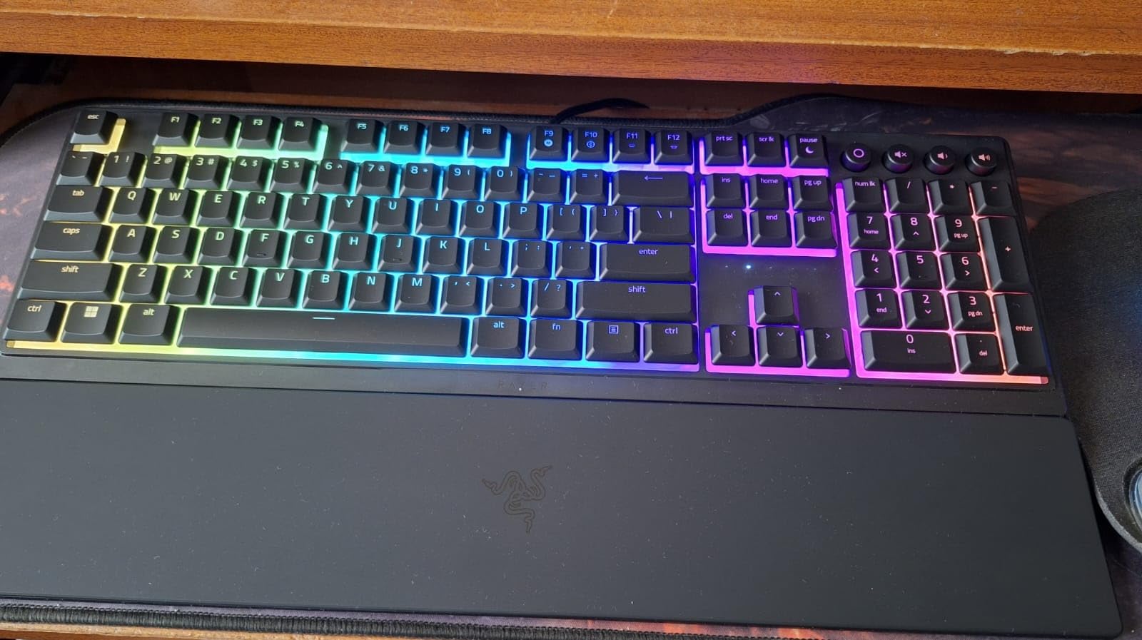 Razer Ornata V3 Gaming Keyboard: Low Profile Keys - Mecha Membrane Switches - UV Coated Keycaps - Backlit Media Keys - 10 Zone RGB Lighting - Spill Resistant - Magnetic Wrist Wrest - Snap Tap - Customer Photo 2