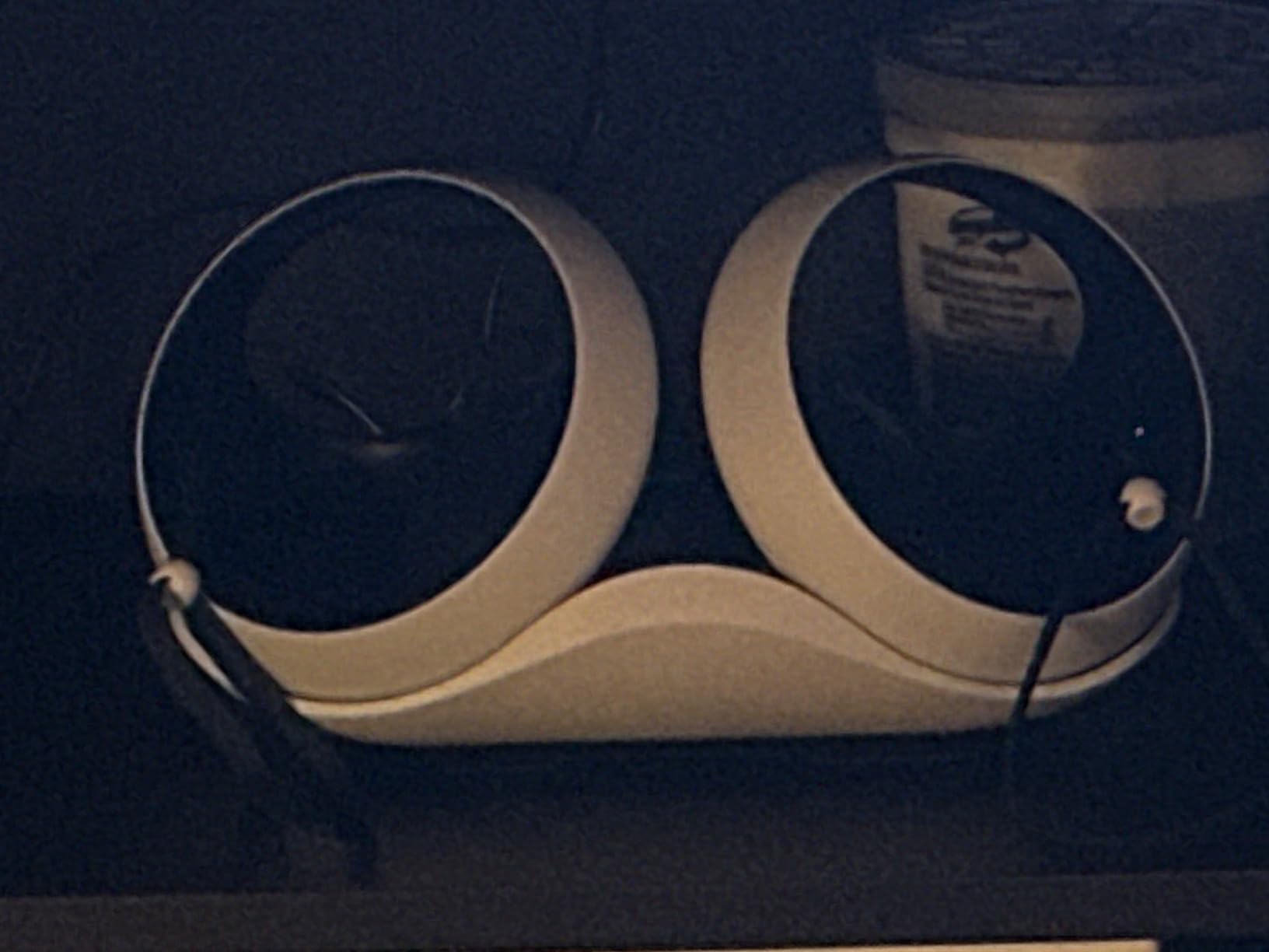 PlayStation VR2 Sense™ Controller Charging Station Customer Review PlayStation VR2 Sense™ Controller Charging Station - Customer Photo 2