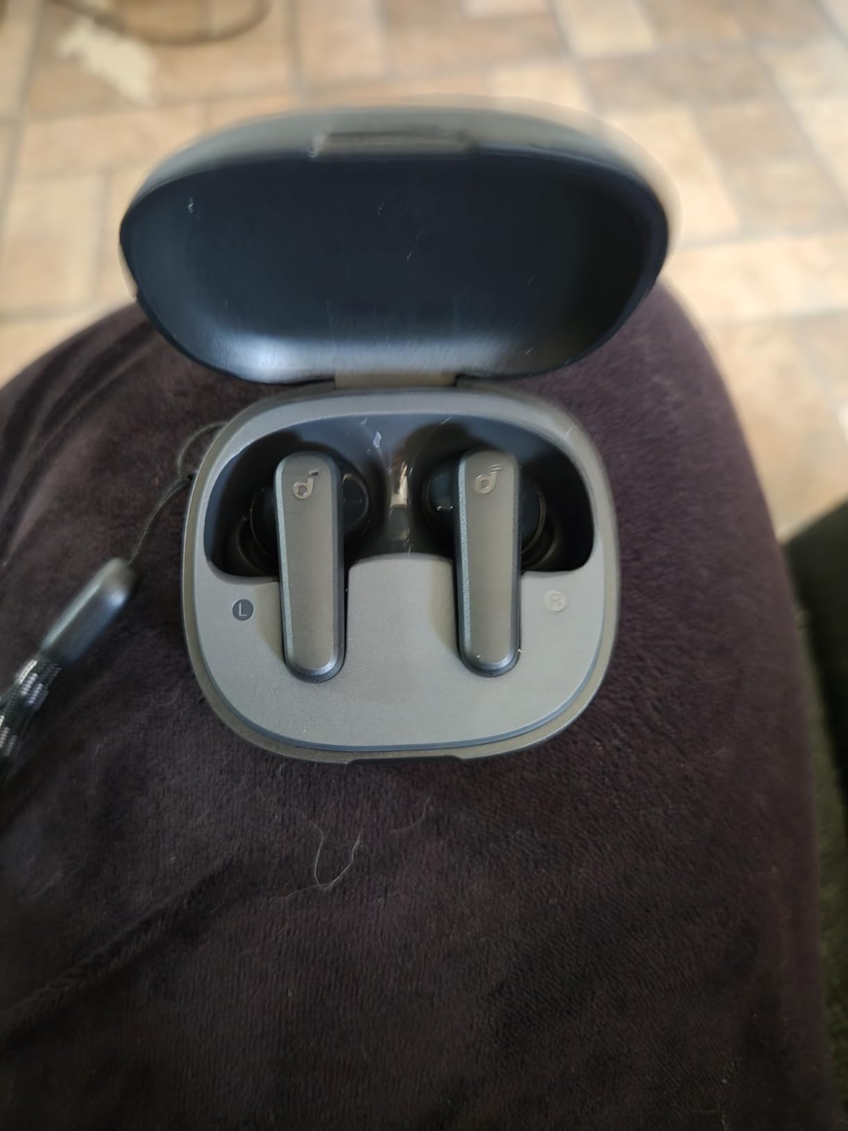 Soundcore by Anker P20i True Wireless Earbuds, 10mm Drivers with Big Bass, Bluetooth 5.3, 30H Long Playtime, Water-Resistant, 2 Mics for AI Clear Calls, 22 Preset EQs, Customization via App Customer Review Soundcore by Anker P20i True Wireless Earbuds, 10mm Drivers with Big Bass, Bluetooth 5.3, 30H Long Playtime, Water-Resistant, 2 Mics for AI Clear Calls, 22 Preset EQs, Customization via App - Customer Photo 2