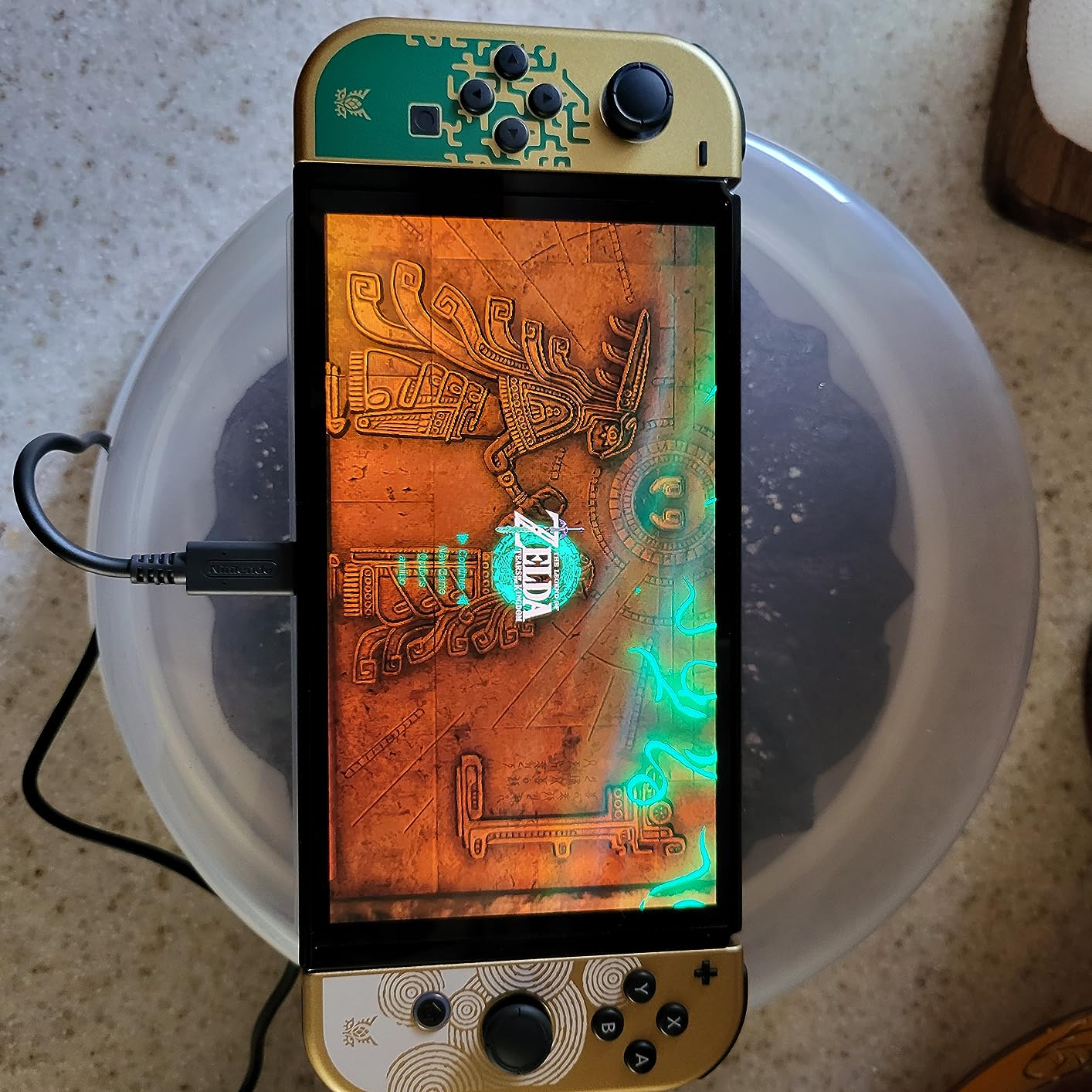 Nintendo Switch – OLED Model - The Legend of Zelda: Tears of the Kingdom Edition Customer Review Nintendo Switch – OLED Model - The Legend of Zelda: Tears of the Kingdom Edition - Customer Photo 2