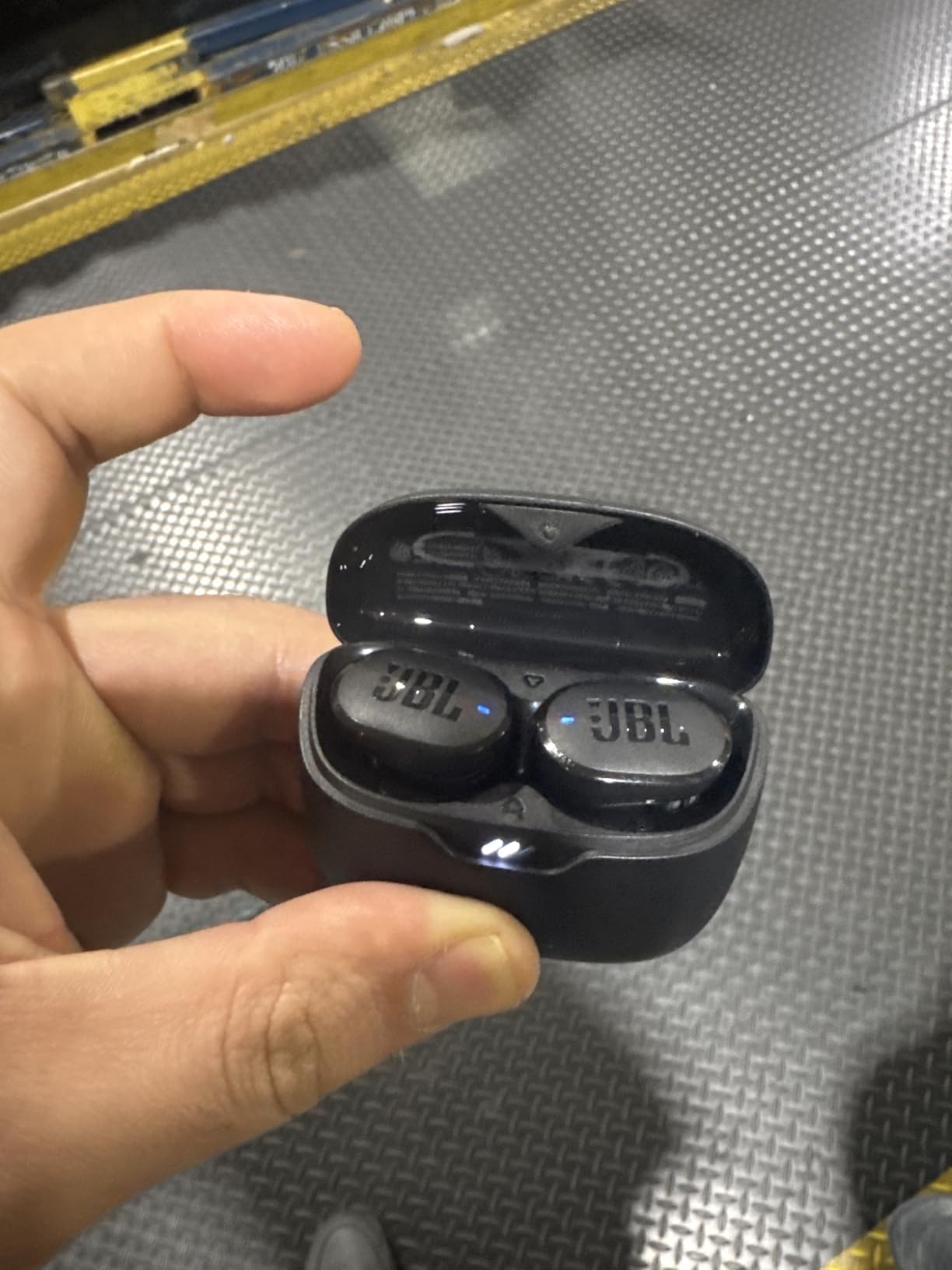 JBL Tune Buds - True wireless Noise Cancelling earbuds, JBL Pure Bass Sound, Bluetooth 5.3, 4-Mic technology for Crisp, Clear Calls, Up to 48 hours of battery life, Water and dust resistant (Black) Customer Review JBL Tune Buds - True wireless Noise Cancelling earbuds, JBL Pure Bass Sound, Bluetooth 5.3, 4-Mic technology for Crisp, Clear Calls, Up to 48 hours of battery life, Water and dust resistant (Black) - Customer Photo 1