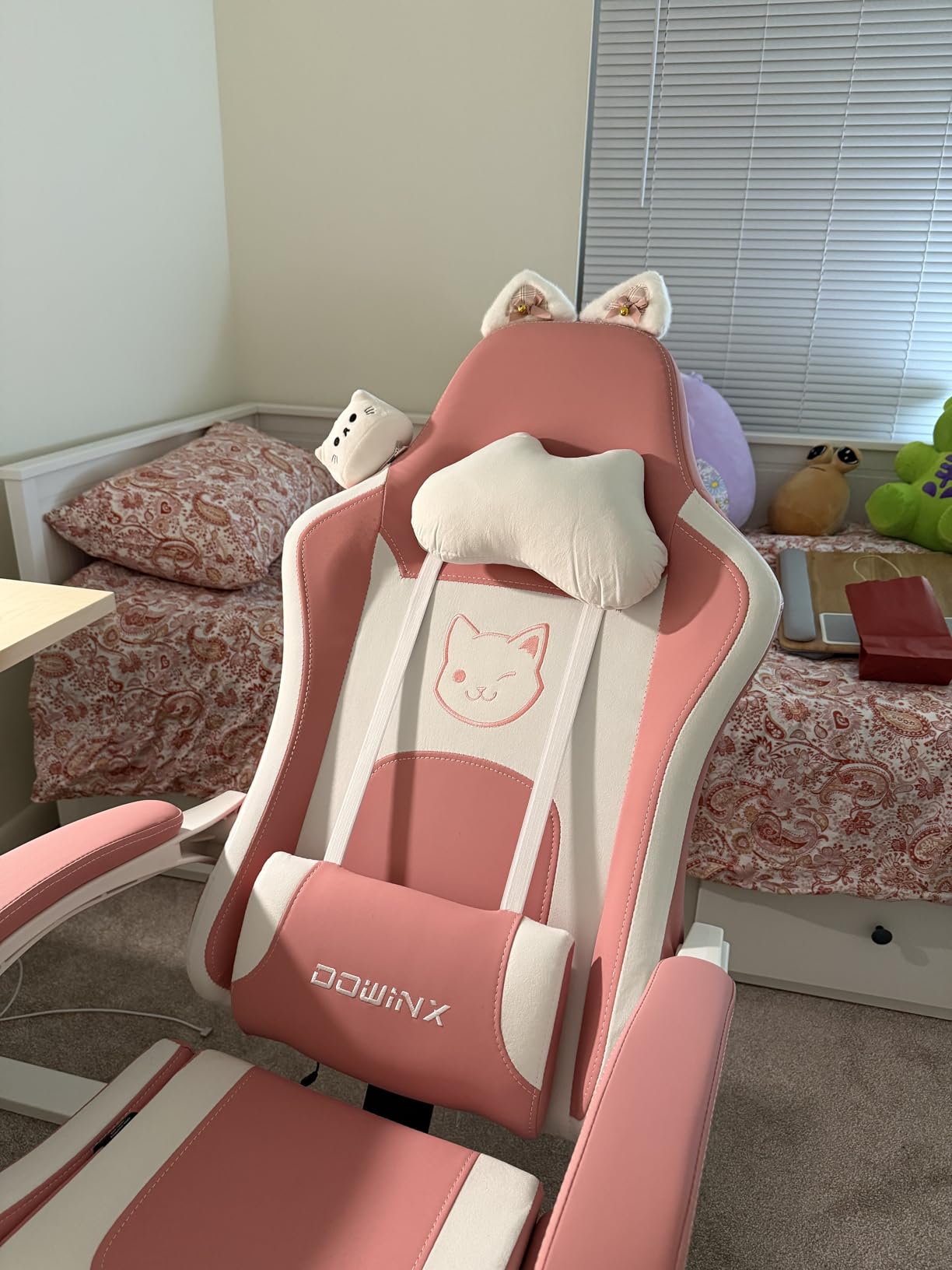 Dowinx Gaming Chair Cute with Cat Ears and Massage Lumbar Support, Ergonomic Computer Chair for Girl with Footrest and Headrest, Comfortable Reclining Game Chair 290lbs for Adult, Teen, Black Customer Review Dowinx Gaming Chair Cute with Cat Ears and Massage Lumbar Support, Ergonomic Computer Chair for Girl with Footrest and Headrest, Comfortable Reclining Game Chair 290lbs for Adult, Teen, Black - Customer Photo 2