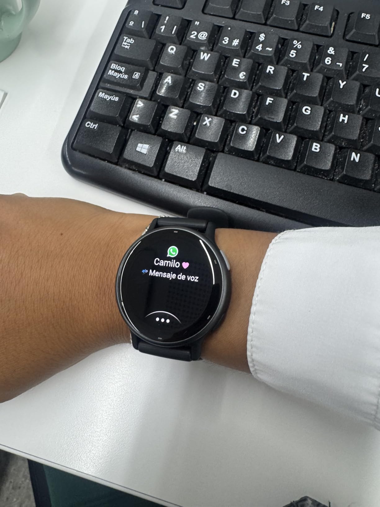 Garmin Vívoactive 5, Health and Fitness GPS Smartwatch, AMOLED Display, Up to 11 Days of Battery, Slate Aluminum Bezel with Black Case and Silicone Band - Customer Photo 3